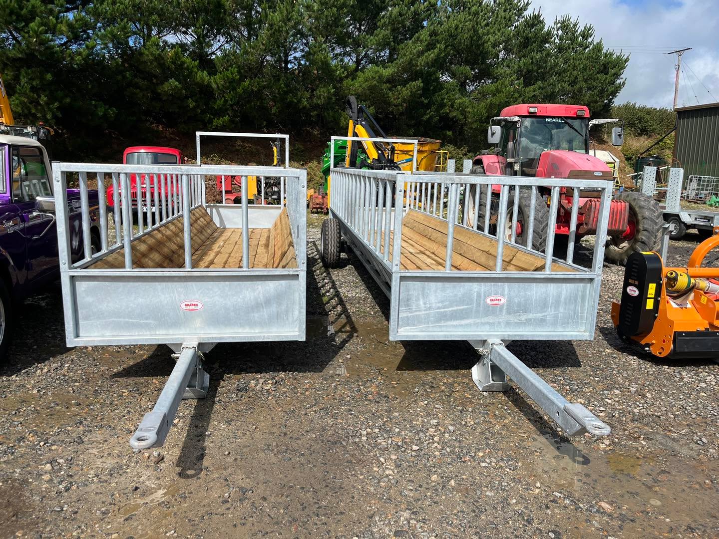 We have in stock from today these Millward and Keeling 20ft x 5ft feed trailers, galvanised, wood floor, retractable drawbar
Please ☎️ for keen prices 👍💪