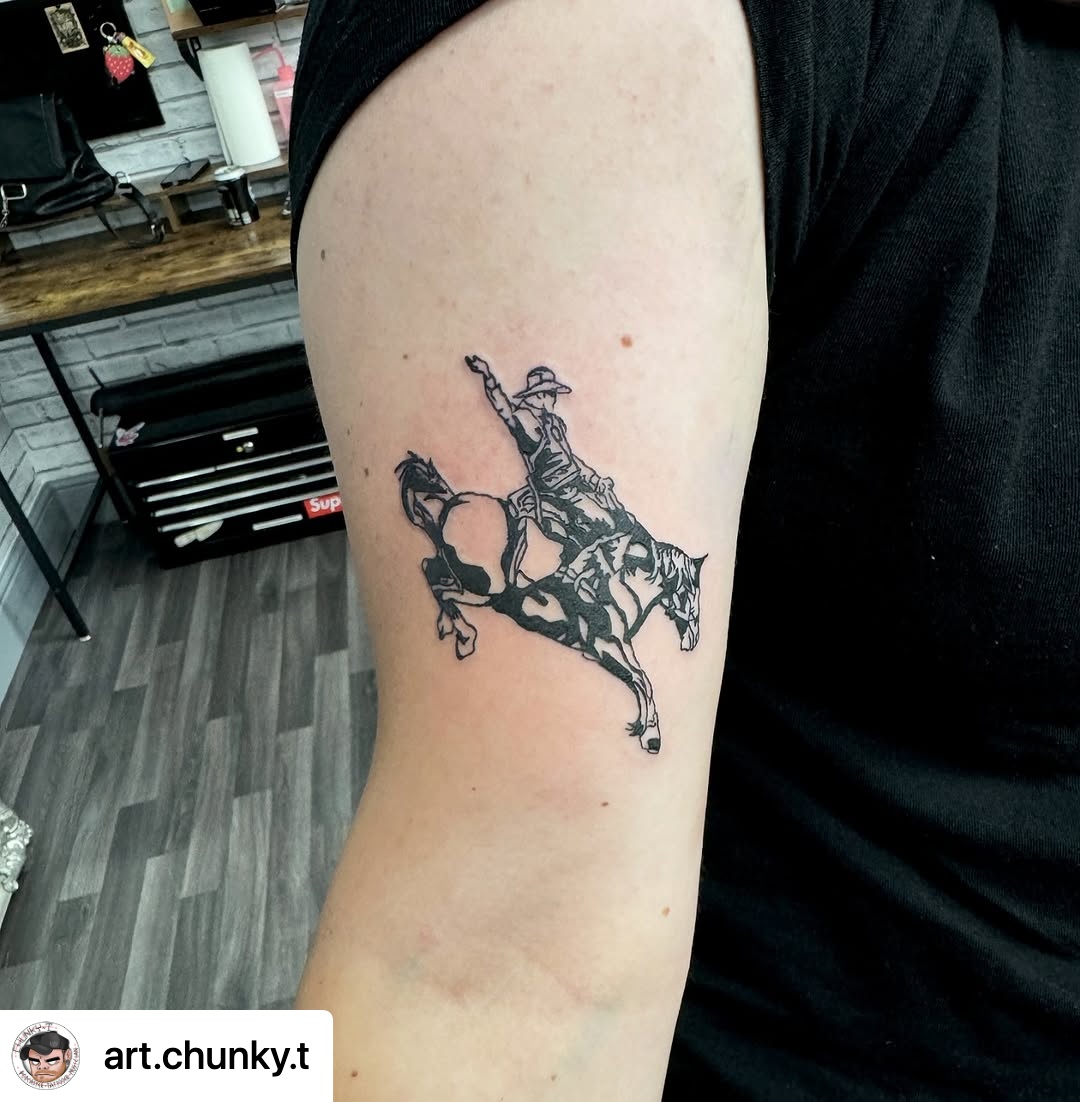 @art.chunky.t Mad sick rodeo man for @liliac.13 today! Cheers again mate!