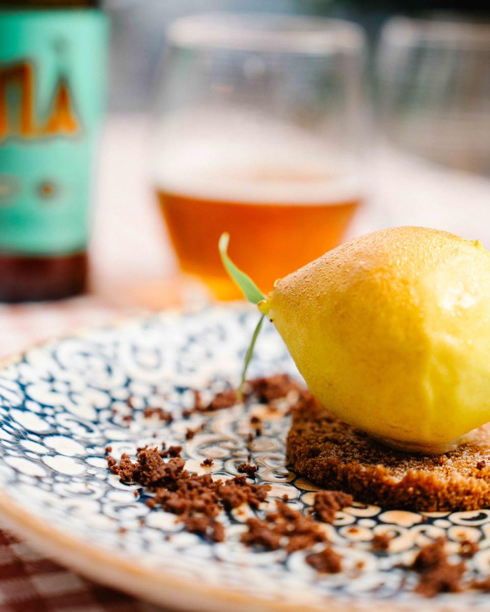 Promis ce n’est pas un citron… mais vous allez quand même en avoir plein les papilles 🤝🏼🍋
📍 Porticcio
Nous vous accueillons tous les jours, midi et soir.
Réservations via le lien en bio
#nonnaporticcio #restaurantitalien #pasta #antipasti #food #italianfood #porticcio #corse
🧑🏻💻 @glowup_agency