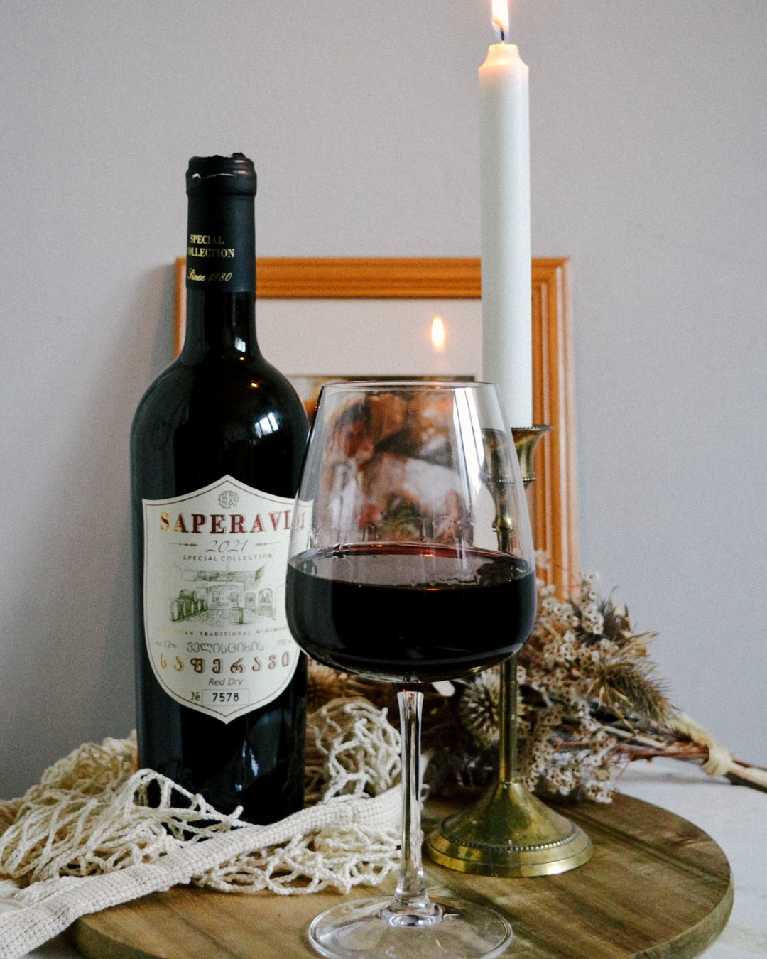 We will be at Winchester market today - stop by our stall to browse a selection of fine Georgian wines, and take some new ones to try at home this weekend 🍷