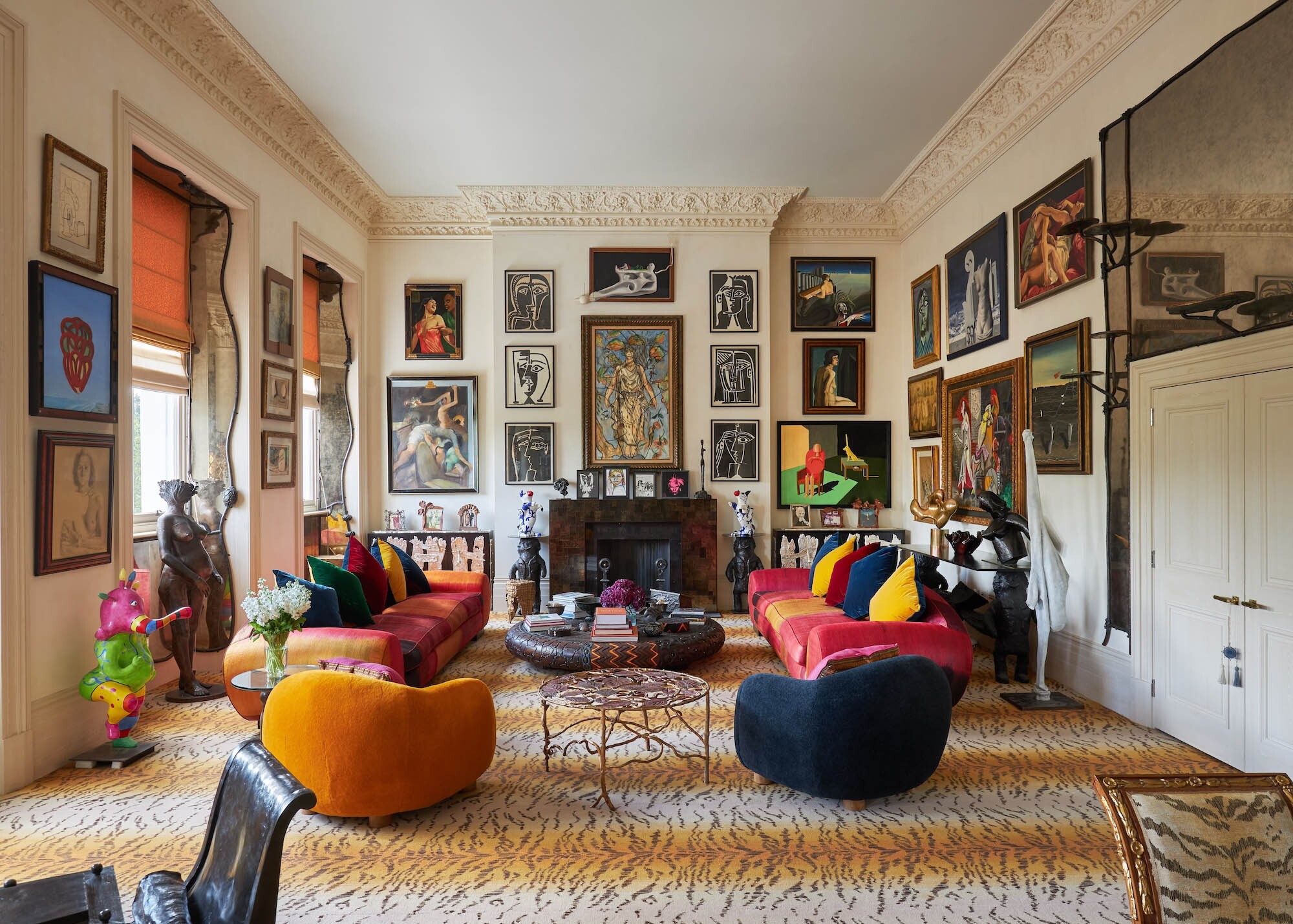 On September 17 and 18, Sotheby's will auction Pauline Karpidas' art and design collection. Estimated at âŹ70 millionâthe highest figure ever for a private collection in Europeâthe modern and surrealist collection of this great English collector and patron could break records in London.
Born into a modest family in Manchester, Pauline Karpidas married shipping magnate Constantine âDinosâ Karpidas. She later met art dealer Alexander Iolas in 1974 and visited his residence in Athens. It was an artistic revelation: this visit sparked her passion for surrealism. She convinced the former dealer to resume his activities to help her build her collection.
Over the years, she assembled one of the largest surrealist collections in recent history, which she exhibited in her London residence. At Sotheby's, 250 works will be put up for sale, including paintings by Magritte, Picabia, Ernst, Dali, Carrington, de Chirico, Picasso, and Warhol, as well as more than 60 creations by Claude and François-Xavier Lalanne, some of which were specially designed for her (including two âCrocodile Stoolsâ, âLit avec une structure vĂ©gĂ©taleâ and âTable aux canardsâ).
The sale includes some exceptional works: Magritte's âLa Statue volanteâ, for example (currently estimated at between ÂŁ9 million and ÂŁ12 million), was acquired directly from the artist by Alexander Iolas and contributed to Magritte's worldwide renown. Picabia's work âDeux amiesâ marks the painter's departure from Dadaism at the end of his life to focus on figurative art. Four works by Andy Warhol will be presented at the sale, including âThe Scream (After Munch)â, a work from the âArt from Artâ series in which the artist reinterpreted iconic works from art history. Pauline Karpidas is also selling a work by Leonora Carrington, a pioneering female artist of Surrealism. In October 2023, Sotheby's Paris devoted two days of sales to Pauline Karpidas' collection, which was kept in her Greek house on Hydra. These sales achieved a total of more than âŹ35 million (more than double the estimate), setting a record in 2023 for the sale of a private collection in France.
@sothebys #paulinekarpidas #contemporaryart #design #art