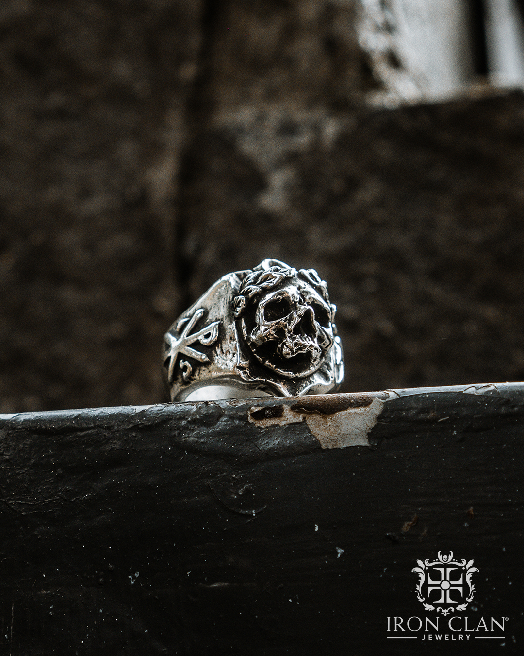 "Forged in defiance, crowned in legacy."
The Caesar Ring, it’s a symbol of command and resilience. Hand-sculpted by Iron Clan, each detail carries the echoes of power and the weight of history. The skull crowned with laurel leaves represents victory born from struggle, and the cross motifs on its band embody unshakable strength.
This is a ring for leaders, rebels, and those who refuse to bow. Carved from solid 925 silver, it’s made to endure! just like the spirit of Caesar himself.
Wear it as your armor. Rule your own empire. ⚔️👑
__
WORLDWIDE ORDER:
• ironclanjewelry.etsy.com
__
INDONESIA ORDER:
• tokopedia.com/ironclanchamber
__
#IronclanJewelry #Ironclanrings
#inkedmagz #gothicjewelry #gothicfashion
#Handmadejewelry #mementomori #gothicrings
#CaesarRing #RocknRollStyle #MensRings