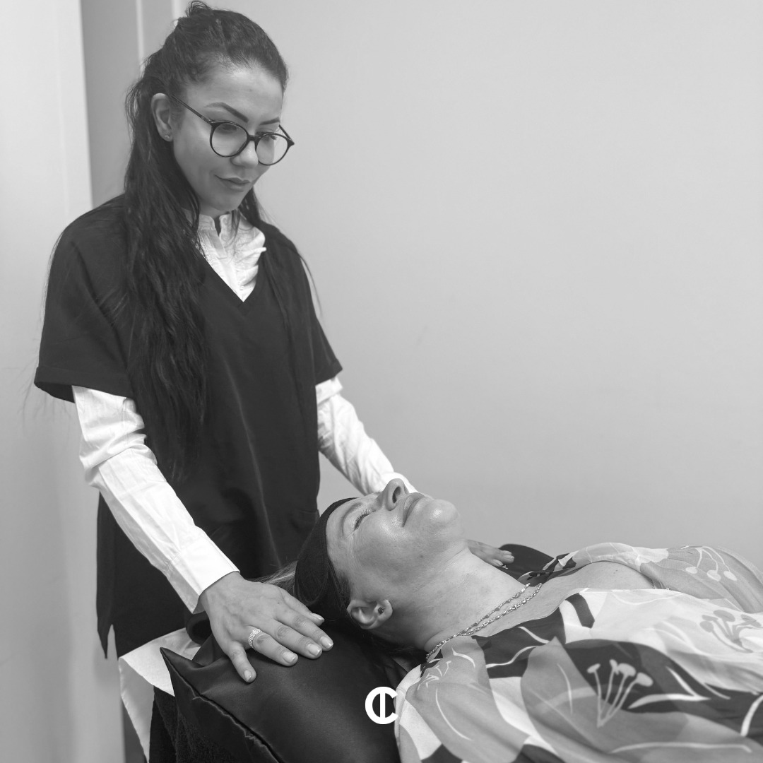 À l’Institut C, chaque soin est bien plus qu’un geste beauté…
C’est un moment pour vous, pensé comme une parenthèse de douceur et d’exigence.
Dès votre arrivée, vous êtes accompagné(e) avec attention, dans un cadre apaisant, confidentiel et bienveillant.
Notre promesse :
✔️ Un accueil premium et personnalisé
✔️ Des protocoles sur-mesure, adaptés à votre peau et vos objectifs
✔️ Un véritable moment de cocooning, où l’on prend soin de vous… dans les moindres détails
Parce que la beauté passe aussi par l’expérience que l’on vit 💛
📍 Institut C – Lyon
📞 06 86 16 85 71
📅 Réservez sur Planity : Lien dans la bio.
#institutclyon #accompagnementpremium #momentpoursoi #experiencebeaute #cocooning #soinvisage #soincorps #esthetiquelyon #selfcareluxury #lyonbeaute #instituthautdegamme