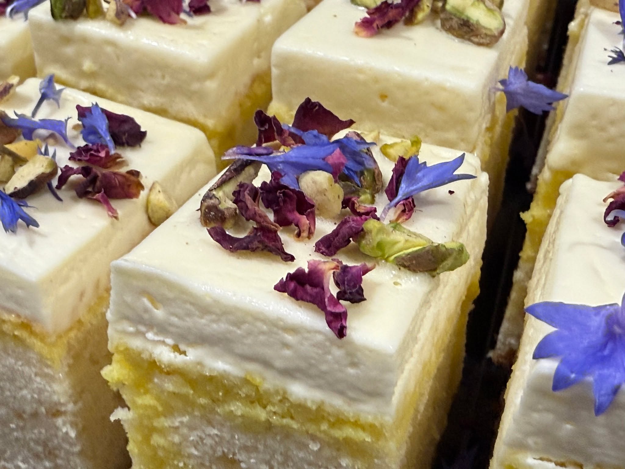 I do like a challenge! I was recently asked if we could supply 120 Saffron Milk Cakes to an Indian birthday party. I have to be honest, I hadn't heard of the cake!
After some research and development as to how best to supply the cakes portioned which would allow the client to serve easily as it's quite a wet cake I came up with this end product. The "saffron milk" was sent seperatly for the client to pour in the bowls along with the cake.
Fantastic feedback and many happy guests.
#privatechef #party #luxury #inhomedining #bowlfood #reading #passion #barbecue #dinner #oxfordshire #buffet #finedining #caterer #gardenparties #wedding #bespoke