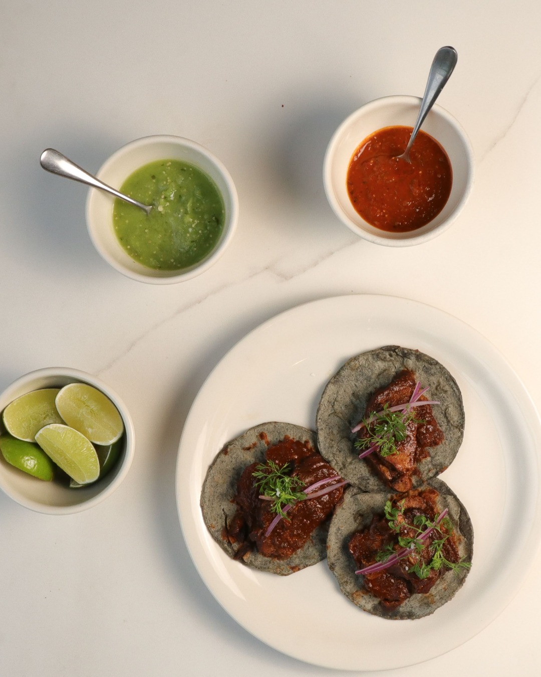 Tacos de lengua de res
📍Av de la República 157 Piso 7
📞Reservaciones al: 55 5705 5034 o en https://www.arangorestaurante.com/reservations