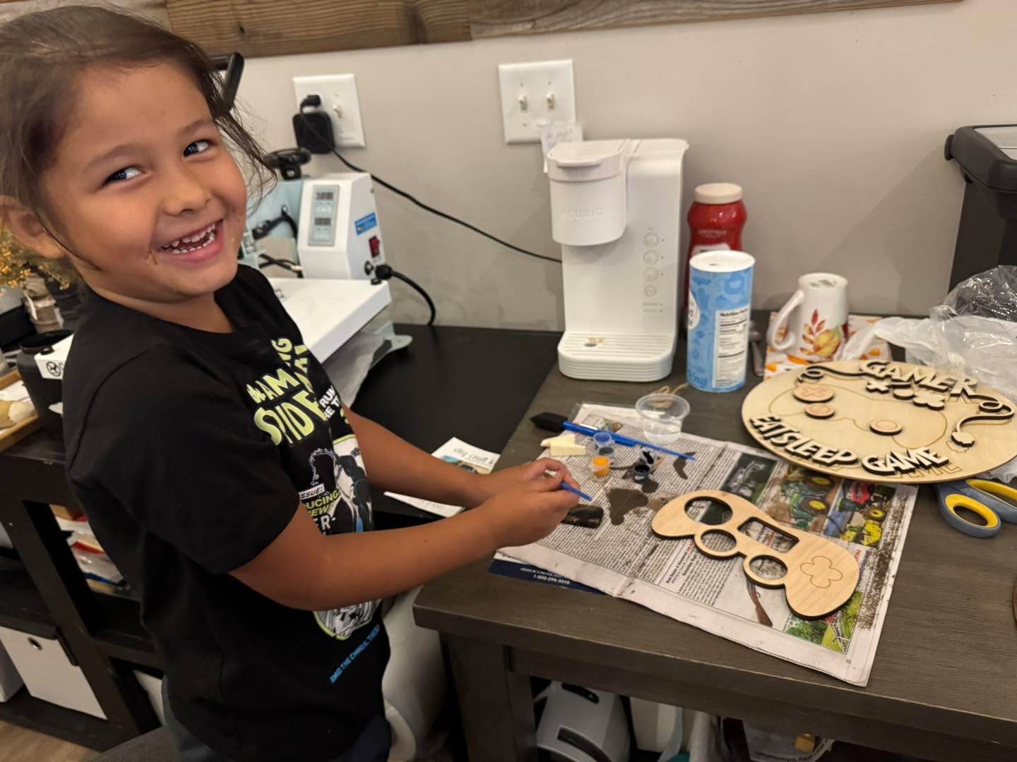 We had such a fun Saturday in the shop painting our DIY door hanger kits! 🎨🍂🕸️
Avery got creative with a gamer-themed design (how cool is that?!), while I finished up a couple of fall + Halloween hangers to add to our display. These kits are such a great way to spend time together, get creative, and make something you can proudly hang at home.
DIY kits are available in the shop now—pick one up and enjoy a little crafty fun with your family too! ✨
Located at 134 S. Main Street in Shawano!
Hours:
Monday-Wednesday 10am-4pm
Thursday-Friday 10am-5pm
Saturday 10am-4pm
Sunday Closed