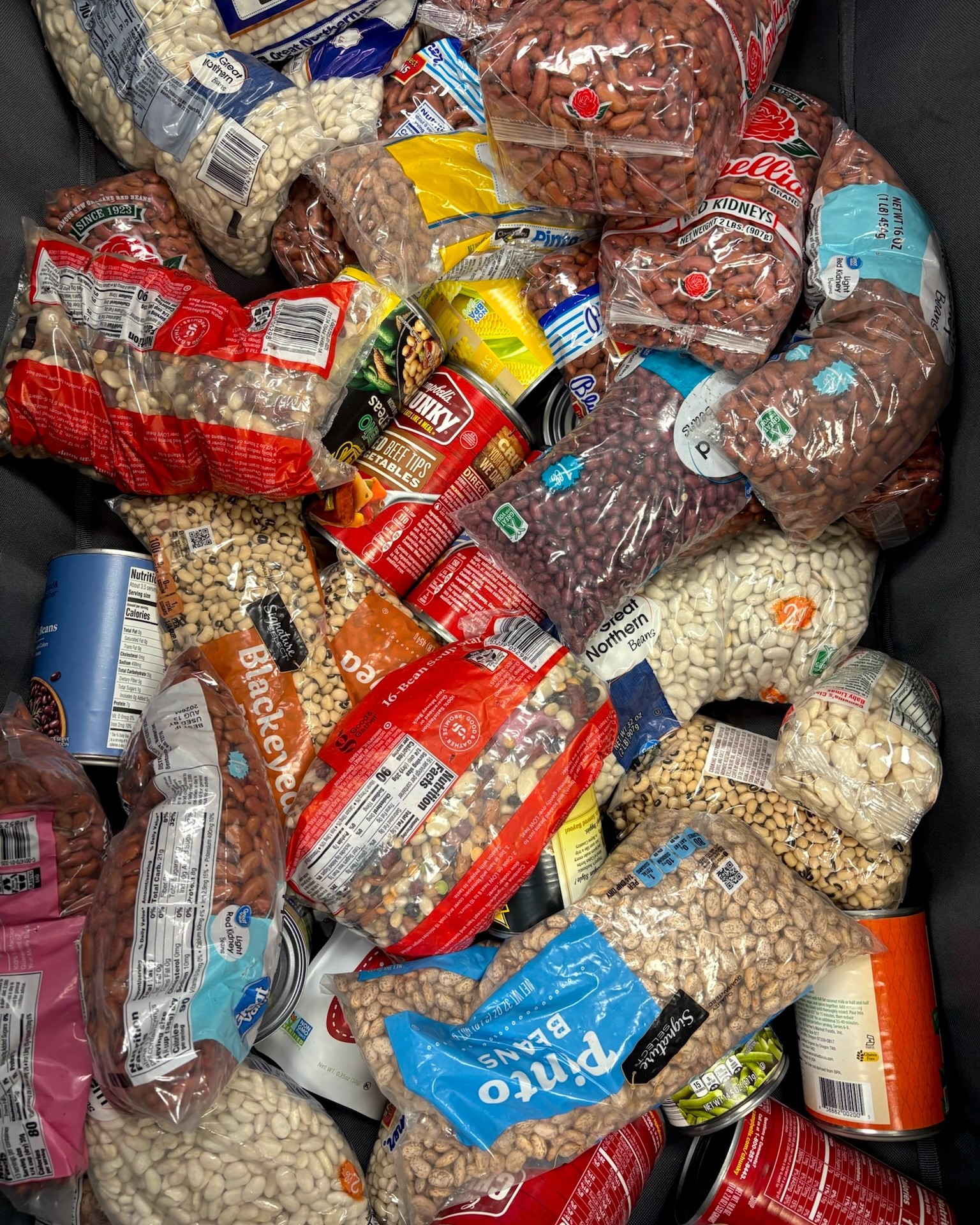A huge thank you to the students, families, and community @stlukes_br for the incredible response to your food drive! You filled the food wagon with dried pasta and beans that will directly support our Rescue Kitchen and nourish families across Baton Rouge. We’re so grateful for this partnership and for the way St. Luke’s is teaching the next generation the power of community. Together, we’re turning compassion into action, one meal at a time.
#RescueFoodBR #WasteLessFeedMore #CommunityPartners