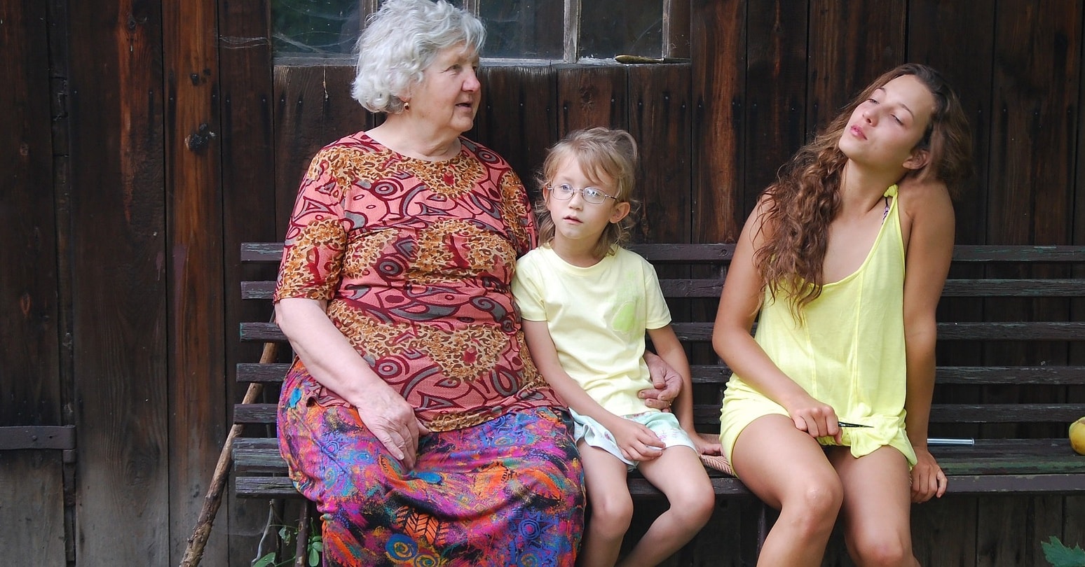 Show some respect 🤝
Der 18. September fordert mit dem US-amerikanischen Tag des Respekts gegenseitige Anerkennung und Achtung ein.
Dieser amerikanische National Respects Day geht auf eine Kooperation des Family Violence Prevention Fund (heute: Futures Without Violence) mit der Kaufhauskette Macy’s aus dem September 2008 zurück. Mit diesem Aktionstag ist jede Person dazu aufgerufen, seinen Mitmenschen den ihnen gebührenden Respekt zu zollen. Wobei die Initiatoren mit diesem Aktionstag vorwiegend eine Sensibilisierung für das Problemfeld der häuslichen Gewalt – hier hauptsächlich gegenüber Frauen und Kindern – in den Mittelpunkt rücken.
Wir befinden das für gut und feiern den Tag mit. #showyourrespect #respekt #frauenfuerfrauen #gegengewaltanfrauenundmädchen #gegengewaltanfrauenundkinder
Der Lichtblick Frauen- und Familienberatung Frauenservicestelle Die Tür @frauenfuerfrauenbgld
Frauen- Mädchen- und Familienberatungsstelle Oberpullendorf @frauenreferatbgld SPÖ Frauen Burgenland @monanet.at @stop.nordbgld