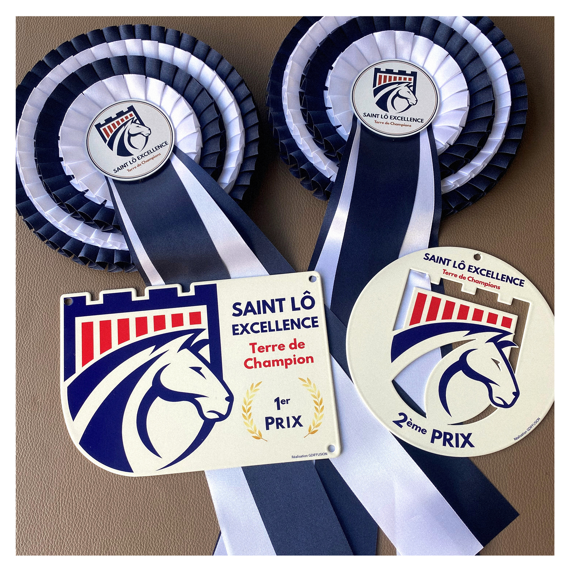 🚨 NOUVEAUTÉ 2025 🚨
Les plaque métal Galva laqué découpe laser !
🔹 Découpe laser ultraprécise personnalisée à votre logo
🔹 Laquage & impression personnalisée
🔹 Finitions avec vernis (mat/brillant)
🔹 Logo sur-mesure & formes uniques
🔹 Couleurs infinies
👉 Les possibilités sont sans limite pour donner vie à toutes vos idées. 🏆
🚀 N'hésitez pas à nous contacter !
#SurMesure #Métal #DécoupeLaser #Personnalisation #Equitation #Plaque #Concours #Canin #Nouveauté #RemiseDesPrix #madeinfrance