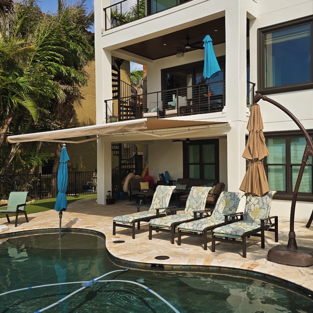 Another amazing before and after. Didn't think this home could get any better but our retractable really leveled up this poolside. ๐คฉ
#AwningDesign #SunbrellaFabrics #Awnings #RetractableAwnings #ResidentialAwnings #OutdoorLivingDesign #ShadeInnovation #AwningInstallation #PatioAwnings #CustomAwnings #FloridaBusiness #ShopLocalTampa #GulfCoastLiving #SunshineStateStyle #TampaBayLife #TampaHomeDesign #TampaBayBuilder #TampaConstruction #TampaBayRealEstate #FloridaContractor #HomeDesignGoals #ArchitectureLovers #DesignInspo #CustomDesign #DreamHome #HouseGoals #CurbAppeal #CoastalHome #FloridaStyle #OutdoorOasis