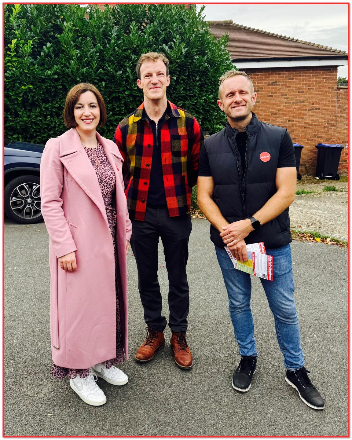 The Sam Lewis Wedding & Party Band is looking a little different this afternoon.
Out and about nailing my colours to the mast on a rare Saturday off.
Have a great weekend everyone.