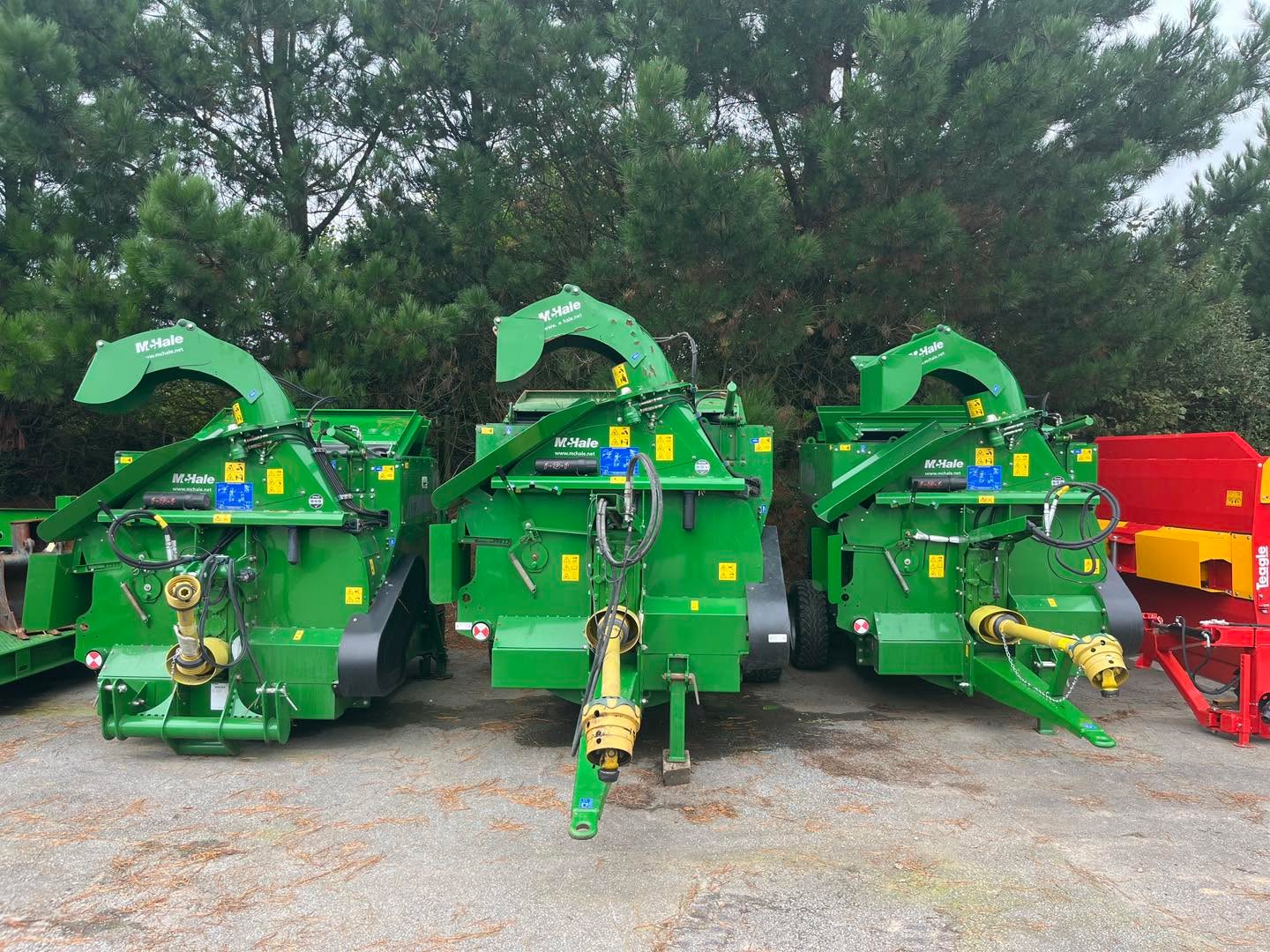 We have a selection of new and used #mchale straw choppers in stock ready to go for the winter, that hopefully won’t be here for a while, we have a C430, C460, C470 which one is the used ???
Please 📞 Kev or Graham for prices and availability, 🤑 finance available on new 👍