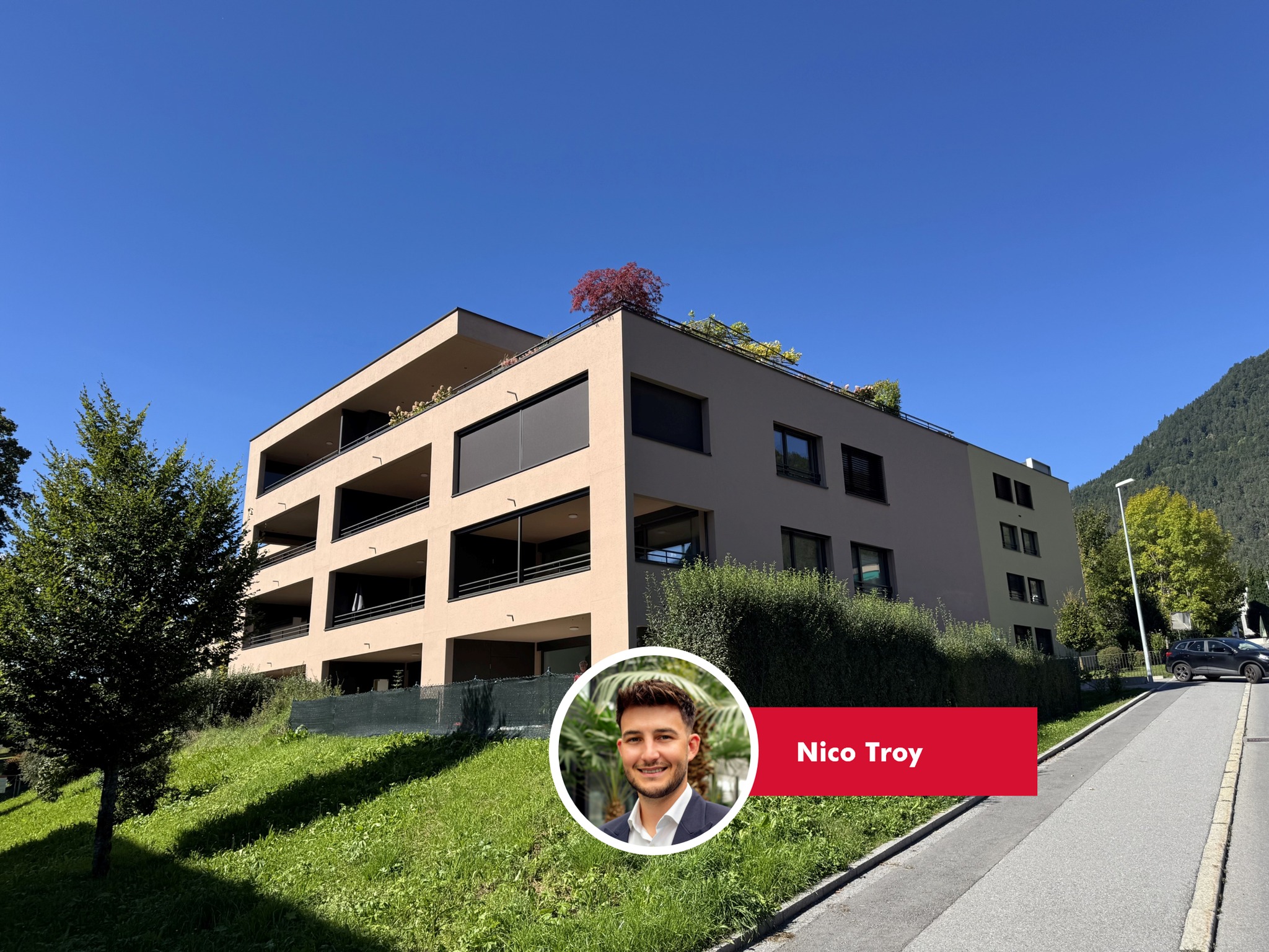 🏡 Moderne 3-Zimmer-Wohnung mit großer Terrasse in Bludenz
Urban wohnen – naturnah leben: Diese stilvolle 3-Zimmer-Wohnung in zentraler Lage von Bludenz vereint modernes Design mit hoher Lebensqualität.
✨ Highlights:
✔️ Großzügige Terrasse (ca. 19 m²) – perfekt zum Entspannen
✔️ Offener Wohn-/Ess-/Kochbereich mit viel Tageslicht
✔️ Hochwertige, moderne Küche in Weiß
✔️ Abstellräume in der Wohnung & auf der Terrasse
✔️ Tiefgaragenplatz & Kellerabteil inklusive
✔️ Nur wenige Schritte ins Zentrum – alles fußläufig erreichbar
🏞️ Zwischen Stadtleben und Natur: Direkt an Wander- & Radwegen gelegen – ideal für Aktive und Naturliebhaber.
📍 Jetzt Besichtigung vereinbaren und neues Zuhause entdecken!
Nico Troy 📞+43 664 8247126 📨nico.troy@bb-immobilien.at oder 🌏https://www.bb-immobilien.at/eigentumswhg/bb-25-01054
#immobilien #realestate #walgau #investment #vorarlberg #immobilienvorarlberg #bludenz #stadtwohnung #eigentumswohnung #eigenheim