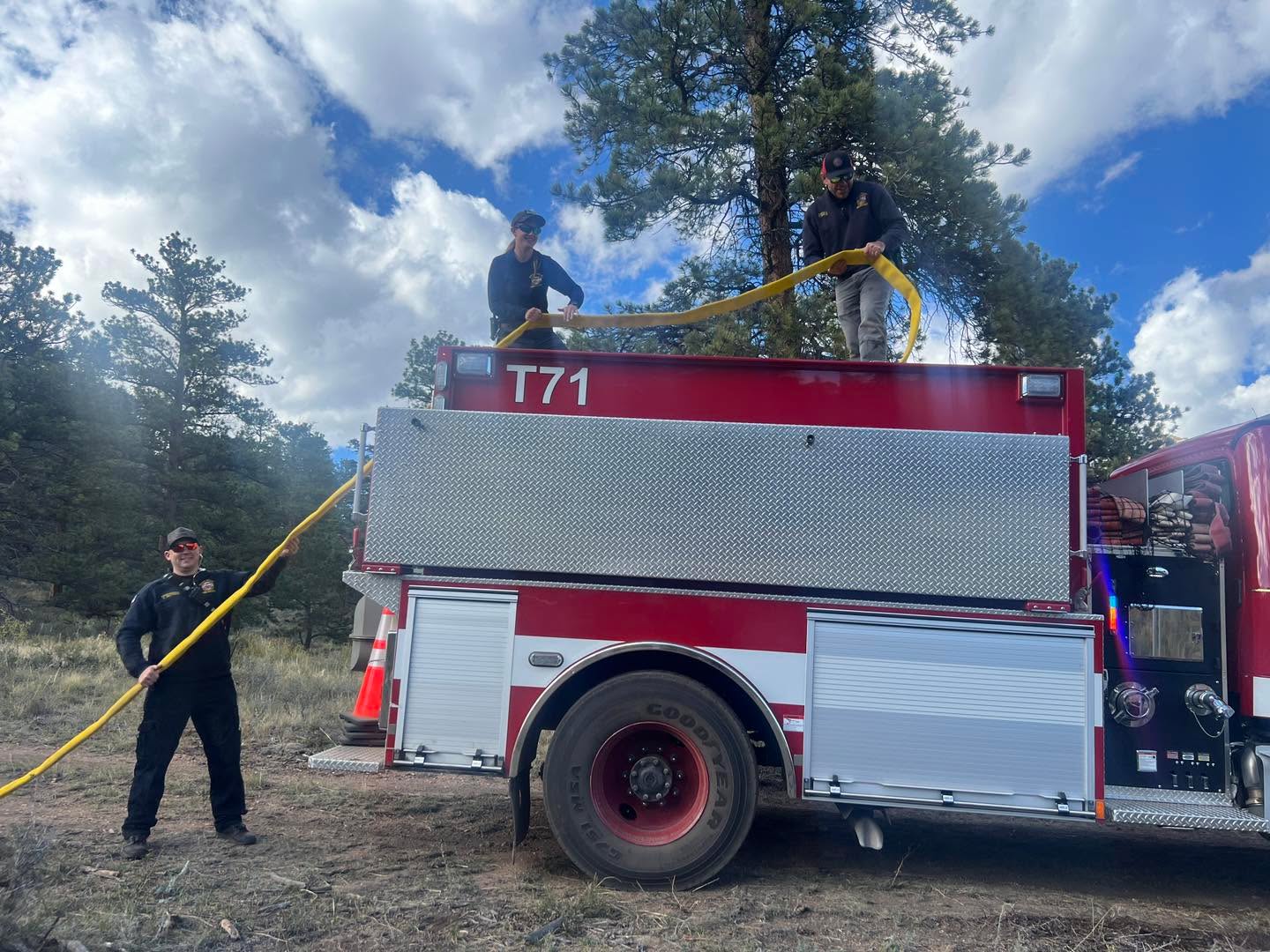 🔥🚒 A big thank you to the Estes Park Fire Department for holding more training at MacGregor Ranch! We’re grateful to provide a space that gives firefighters the chance to train in a realistic environment, one that mirrors the terrain and conditions they face during real wildfires in our community. 🌲🔥
This kind of hands-on preparation is invaluable, and we are deeply appreciative of the dedication these men and women show in protecting our land, our homes, and our community.
From all of us at MacGregor Ranch thank you, Estes Park Firefighters, for keeping us safe. 🙏❤️