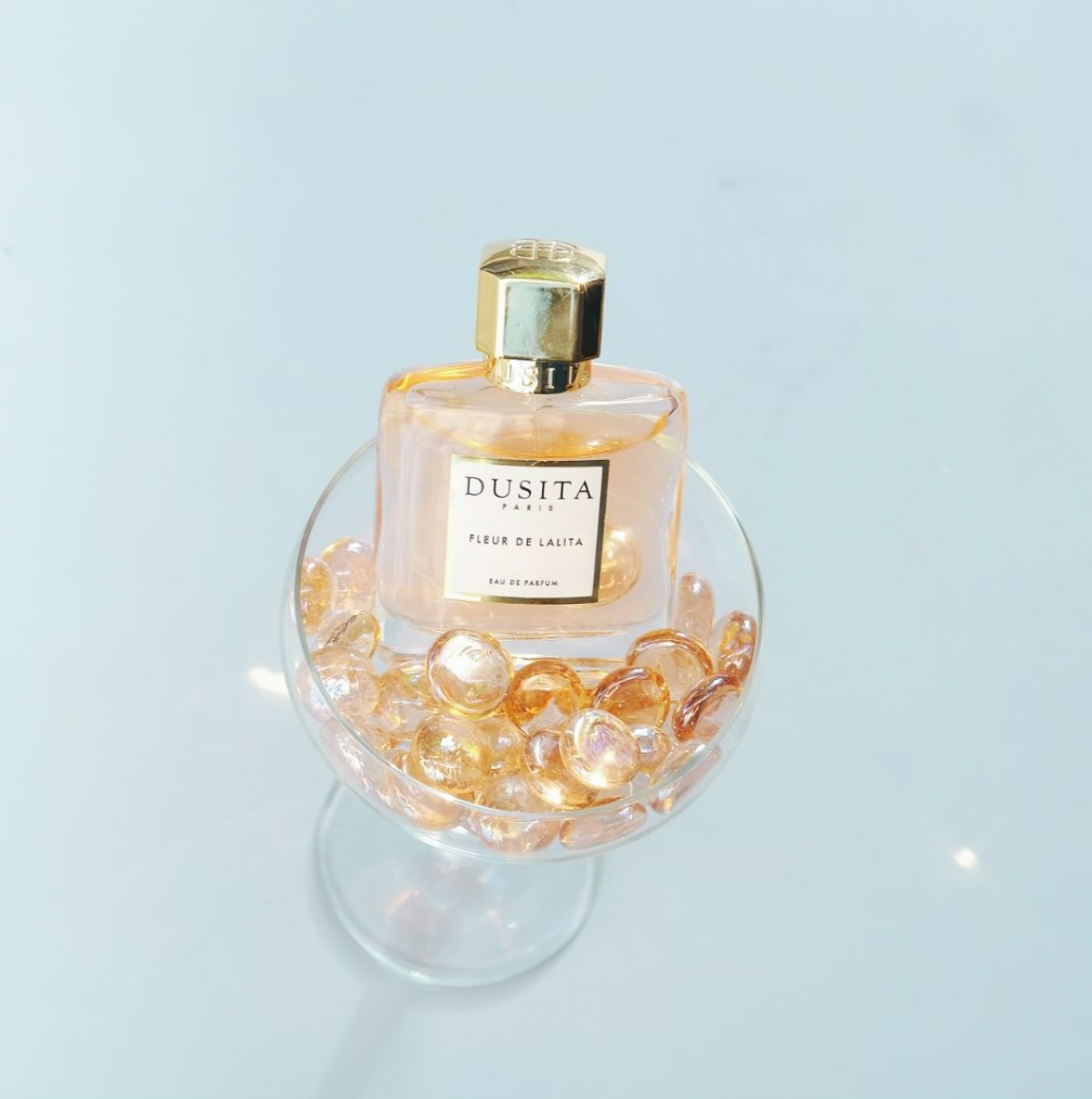 Fleur de Lalita Ú una stupenda fragranza floreale, che fonde in sé la profusione olfattiva dei migliori fiori che Grasse ha da offrire. L'accordo Ú intriso di sfumature di note seducenti ed esotiche, che lo arricchiscono e donano al carattere olfattivo spessore e particolarità .
Un piccolo capolavoro creato da Parfums Dusita che potete trovare
đđđđđ đđđđđđ đđđđđ - đđȘđŽđ”đłđȘđŁđ¶đ”đ°đł đąđŻđ„ đđ„đ·đȘđŽđ°đł
đđȘđ€đ©đŠ đđąđłđ§đ¶đź - đđŹđȘđŻ đ€đąđłđŠ - đđ°đźđŠ đ§đłđąđšđłđąđŻđ€đŠđŽ - đđłđąđŻđ„ đđčđ±đŠđłđȘđŠđŻđ€đŠ - đđ¶đŽđ”đ°đźđȘđŽđŠđ„ đ±đłđ°đ„đ¶đ€đ”đŽ
.
.
.
#nicheperfume #fragrance #sotd #fragrancelover #parfumsdusita #luxuryperfume