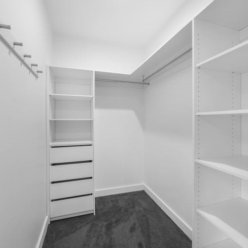 Create your dream wardrobe with our easy-to-install DIY Kits! ✨ Crafted for quality and designed to meet all your storage needs. Plus, every kit is fully customisable to suit your unique space and style.
#WalkInWardrobe #DIYKits #WardrobeMakeover