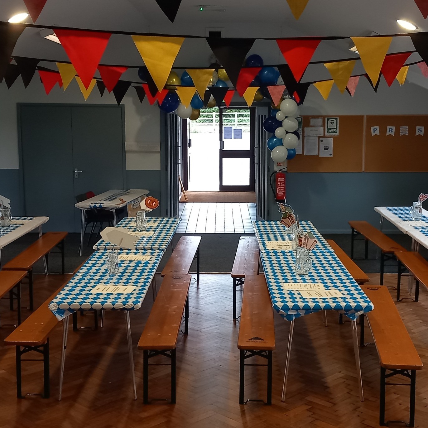 Oktoberfest started early this year! 🎉 We were thrilled to deliver our first Oktoberfest seating solution to Beckington Memorial Hall last weekend, with delicious hot dogs, refreshing German beer, and lively Oompa band tunes! 🎶🍺 With fun and games!🎈🥨
Planning an event? Check out our website for 25% off all 2026 rentals by subscribing to our newsletter:
👉 https://www.partybench.co.uk/
#Oktoberfest #BeckingtonMemorialHall #PartyBench #FunTimes #Cheers 🍻
