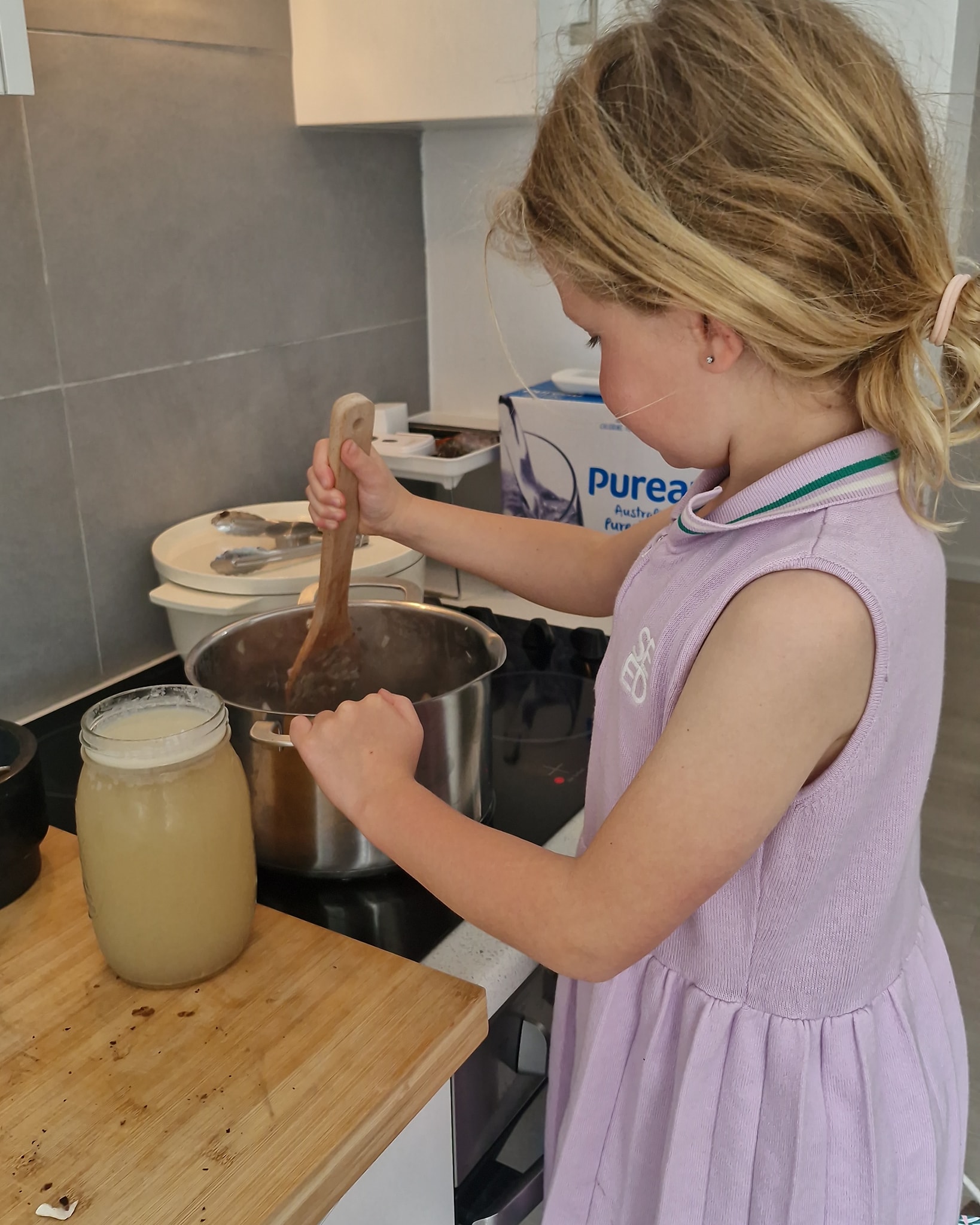 ✨ Building Our Recipe Library, One Pot at a Time ✨
Today my 6-year-old and I were in the kitchen making a nourishing chicken and mushroom soup. She was so focused, stirring the pot with a glass of golden stock ready to pour in, and it turned out beautifully.
This recipe has now been added to the recipe library I’m working on - a growing collection of simple, gut-loving meals to support health, healing, and connection at the table.
She was so proud of herself and ate every last bit 🫶
For me, food is never just fuel. It’s tradition, learning, and love poured into every bowl, and the best part is that even little hands can take part in creating it. 💛
#BuildingMemories #RecipeLibrary #FamilyCooking #GutHealing #NourishingMeals #FoodAsMedicine #TraditionThroughFood #HealingThroughFood #WholesomeEating #GutHealthJourney #ChickenSoupLove #NourishedWithLove #SimpleAndHealing #FoodForTheSoul #LittleHandsBigLove