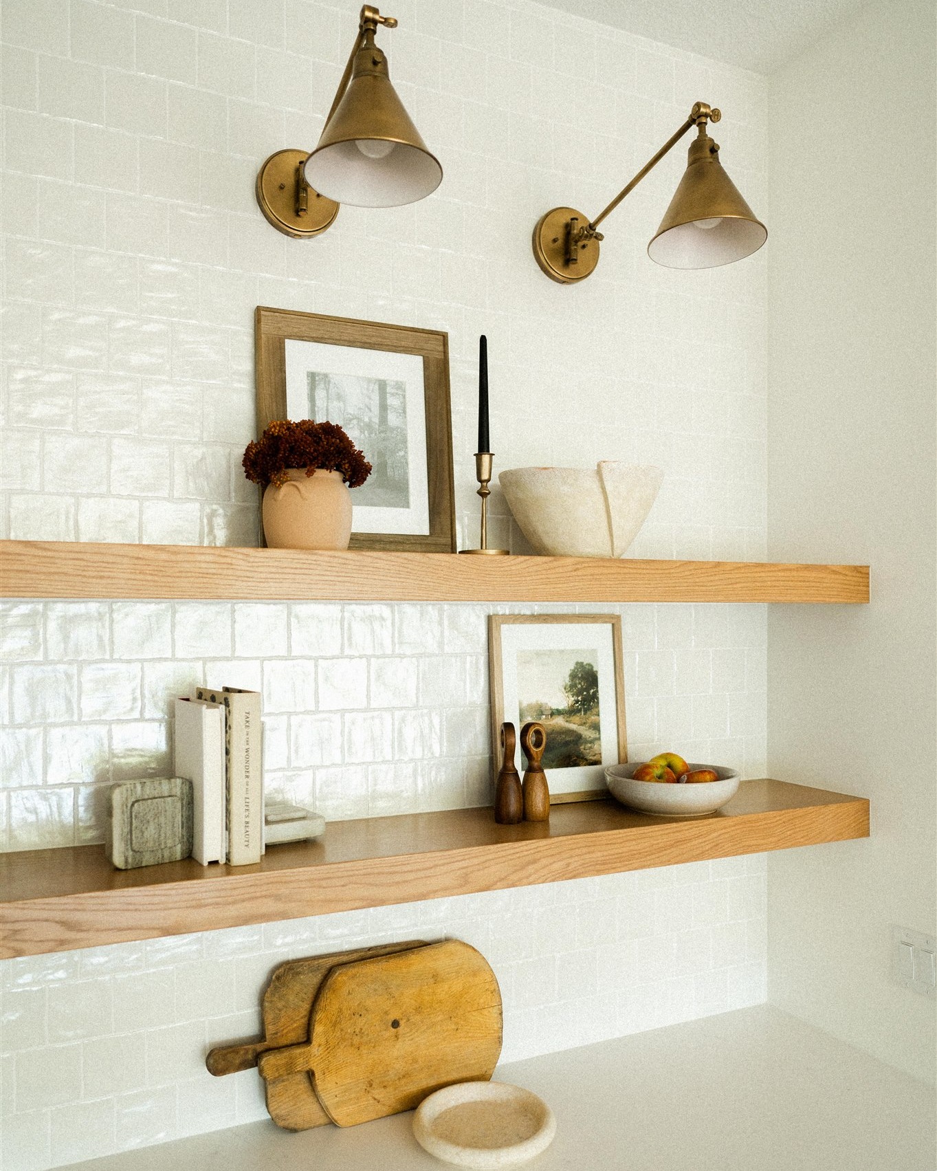 Less clutter & more charm, because even the shelves deserve their own moment!
#dynastyhomes #customhomebuilder #iowahomes #desmoines #luxuryhomes #homeinspo #dreamhome