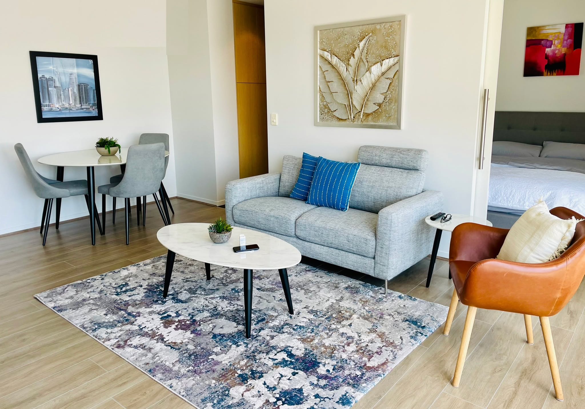 Even the smallest of spaces can be thoughtfully designed to maximize functionality, but more importantly, to create a warm, inviting atmosphere that feels both cozy and stylish. With the right layout, smart storage solutions, and carefully chosen decor, compact areas can be transformed into spaces that not only serve practical needs but also reflect personal style and comfort.
#ditaylorinteriors #smalllivingspace #interiordecorating