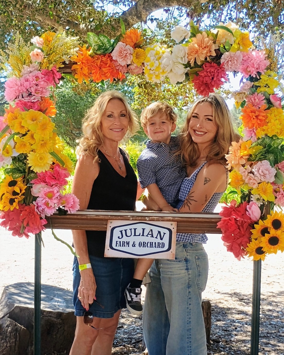 What's on your weekend to-do list? 🤔 We hope Julian Farm and Orchard is on it! 🎃
- - - -
Hours:
Friday, Saturday, and Sunday
10am to 4pm
- - - -
🚜 Farm Activities 🧗
Anyone wishing to participate in farm activities, please see our Harvest Fest website page for all the good to know tips.
- - - -
🍓U-Pick 💐
U-pick is only sold on-site and is subject to daily availability.
💐 Bunching Flowers 💐 Our fields are absolutely bursting with beautiful blooms!
🍓Berries 🍓
- Raspberries: We have a good amount of raspberries.
Heads up: some of our raspberry plants have little thorns.
*We have a LIMITED supply of berries and a HIGH demand for them.*
Come right when we open to increase your chances of getting a berry u-pick container.
Strawberries and Blackberries: Will be unavailable this week.
🎃 Pumpkins 🎃
U-Cut Pumpkins Patch: The patch is officially open while supplies last! Pick your very own pumpkin to take home while supplies last. Pumpkins are priced by size.
Pre-Cut Pumpkins: We have a giant selection of high-quality pumpkin varieties and sizes. Pumpkins are priced by size.
----
🍔 Julian Food Truck 🍔
Friday-Sunday 10 am to 4 pm
Menu: American Food
Online Ordering Available: www.julianfoodtruck.com
----
🍔 Julian Food Truck 🍔 Beverage Barn
Friday-Sunday 10 am to 4 pm
Menu: Julian Cider, Apple Cider Slushies, Snowcones, whole pie
----
🛍️ Julian Farm and Orchard Gift Shop 🛍️
Here you can find suvioners, apparel, hats, and Julian apples and pears
----
Vendors
Gaby's Facepainting will be offering professional face painting (Saturdays and Sundays). 🎨
----
We look forward to seeing you at the farm!
www.julianfarmandorchard.com/harvest-fest-fall-season
#sandiegopumpkinfarm #sandiegofarming #sandiegofarmingcommunity #julianupickfarm #santaysabel #sandiegopumpkinpatch #sandiegofarm #sandiegoupickfarm #sandiegobackcountry #sandiegomountains #JulianFarmAndOrchard #sandiegowithkids #sandiegocounty #juliancalifornia #sandiegopumpkinfarm #sandiegoucutpumpkins