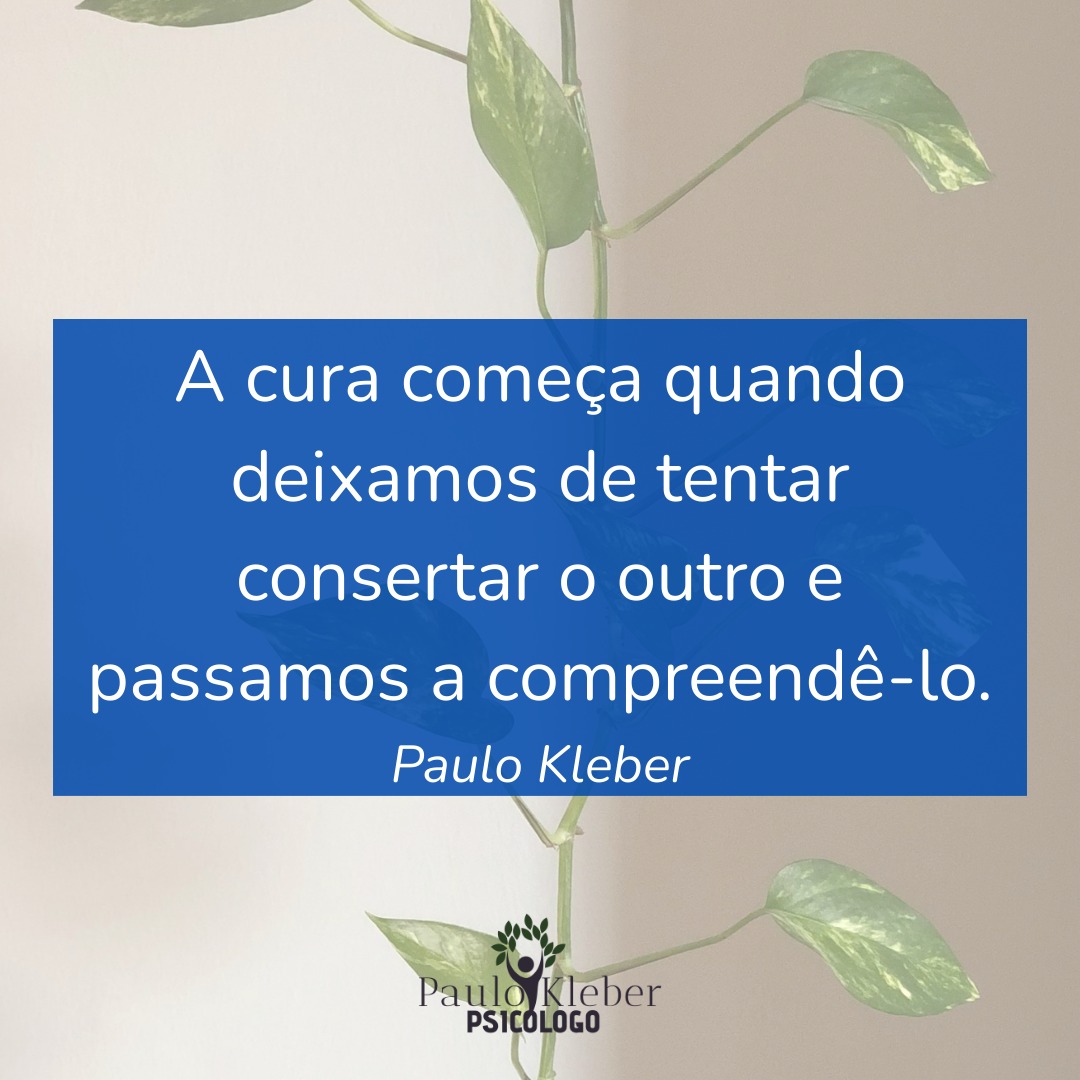 Como estão os seus relacionamentos? Abrir-se para a compreensão do outro, no lugar do desejo de corrigir, proporciona a cura do relacionamento.
Às vezes, precisamos da terapia para conquistarmos relacionamentos saudáveis. Permita-se essa experiência. Marque uma consulta!
Psicólogo Paulo Kleber - CRP: 16/9214
.
.
#psicologovilavelha #psicologoespiritosanto #terapiaes #psicologoes #psicologiavilavelha #psicologonolitoral #psivv #psies
#psicologiaclinica #psicoterapia #autoconhecimento #saudemental #terapiaparatodos #acolhimentoemocional #psicologohumanista #escutaterapeutica #psicologiaparatodos #cuidardementesaudavel
#paulokleberdutra