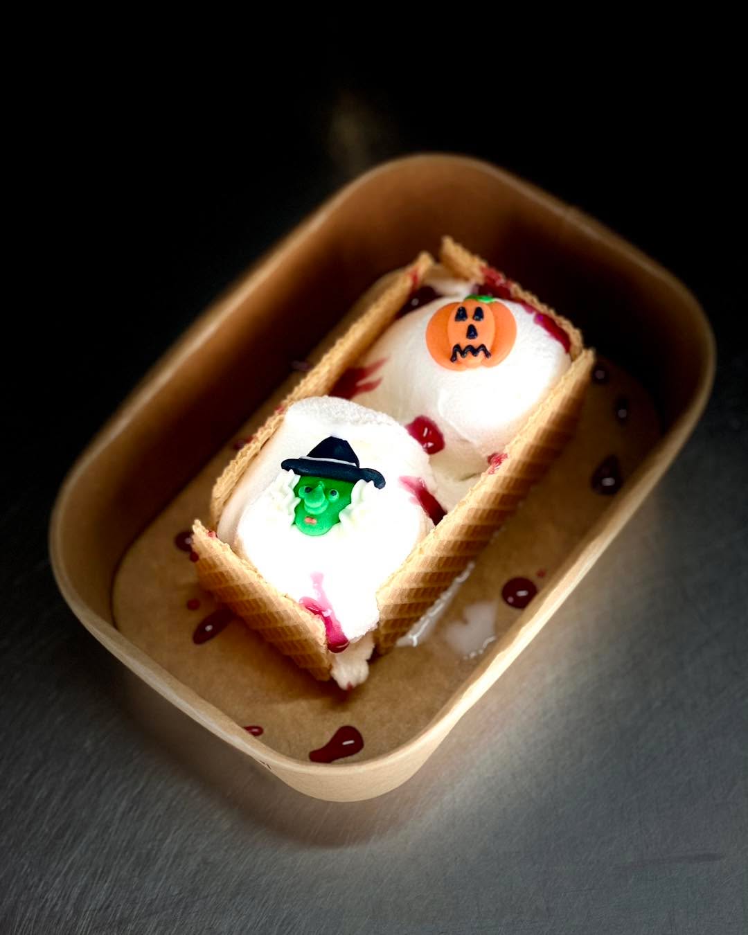 Special Dishes!
We currently have three specials running - all available to eat in or takeaway.
Orlando Jelly and Ice Cream - a throw back classic. Scoop of ice cream with jelly and sprinkles.
The Supernatural - two scoops of ice cream buried in a wafer coffin drizzled with raspberry bloody and scary creatures.
The Upside Down - a large 99 served in the upside down on a waffle cone with raspberry sauce and jelly letters.
All just £4 each ❤️