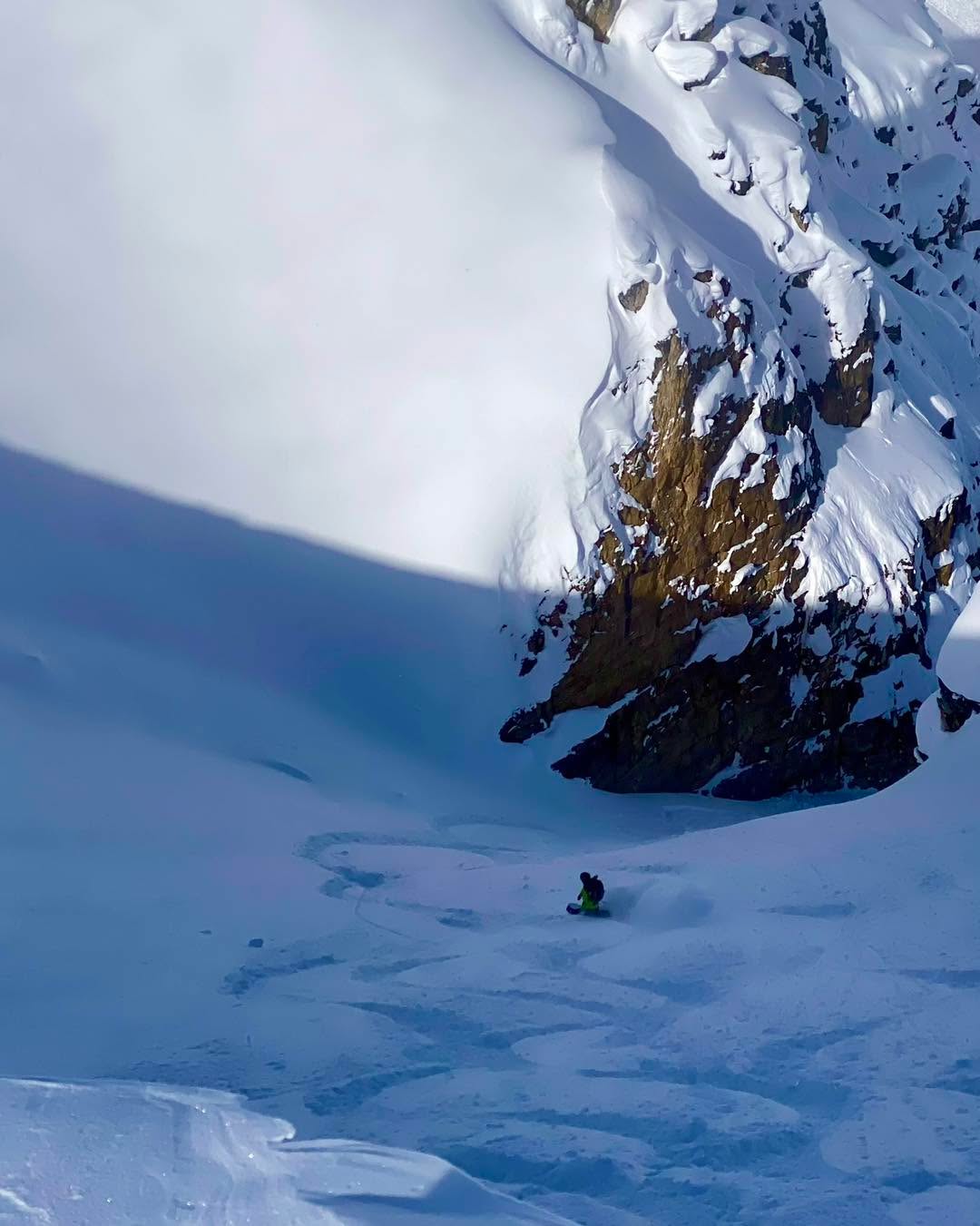 Little man big rocks.
Can you believe this is in our back yard!!!!
Get in touch to book your next back country adventure.
#splitboardingistheanswer #mountainsarecalling #explorebc #skimountaineering #backcountryadventures