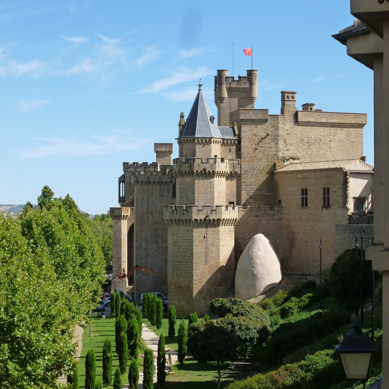 From Carlux we went on south into Spain with a night at a hotel in the Pyrenees followed by a stopover at Olite, a beautiful town in Navarre, south of Pamplona. Our hotel room had a balcony from which we had a wonderful view of the castle. In the centre of the town, where preparations were in hand for Olite's up-coming fiesta, we found a bar with great snacks to go with the wine.
#olite #navarre #spain #fiesta #motorcycletouring