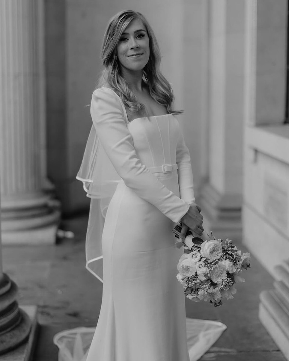 At the core of what I do, providing you with hair & makeup that you absolutely love is just the start, it's just as important to build a genuine connection with you! I want you to feel supported & understood with your Bridal vision, as well as us having fun along the way- sarcasm & dry humour encouraged!
Elyse opted for super soft waves for her wedding to Paddy at The Lensbury Resort. Makeup by @willowandrosemakeup
Photographer: @thekensingtonphotographer
.
.
.
#surreymua
#surreymakeupartist
#bridetobe2026
#hampshiremakeupartist
#bridalmakeupsurrey
#surreybridalmakeup
#hampshiremua
#berkshiremakeupartist
#berkshiremua
#weddingmakeupsurrey
#surreyweddingmakeup
#bridetobe2027
#2026brideuk
#hampshireweddingmakeup
#2027brideuk
#berkshireweddingmakeup
#weddingmakeuphampshire
#weddingmakeupberkshire
#bridalmakeupberkshire
#berkshirebridalmakeup
#bridetobe2028
#surreyhairandmakeupartist
#hampshirebridalmakeup
#thelensburyhotel
#thelensburyresort
#thelensbury