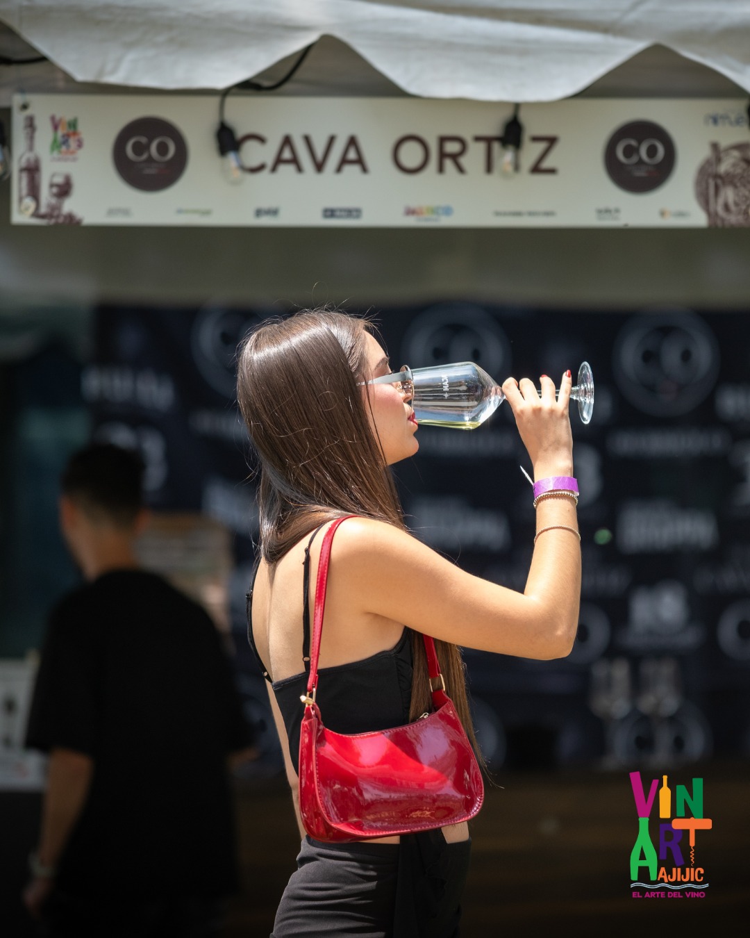 ⏰ ¡Cuenta regresiva!
Quedan SOLO 3 DÍAS para aprovechar la FASE 1 de boletos de VinArt Ajijic 2025 🍷
La venta especial termina este domingo 28 de septiembre.
Además, recuerda nuestra promo 🔥:
🍷 3x2 en Daypass viernes 31 de octubre
Compra 2 y el 3° va por nuestra cuenta
No te quedes fuera de la edición más mágica frente al Lago de Chapala 🌊
Asegura tus boletos hoy 👉 https://bit.ly/42L1eVY
#VinArtAjijic #FestivalDeVino #DíaDeMuertos #Ajijic