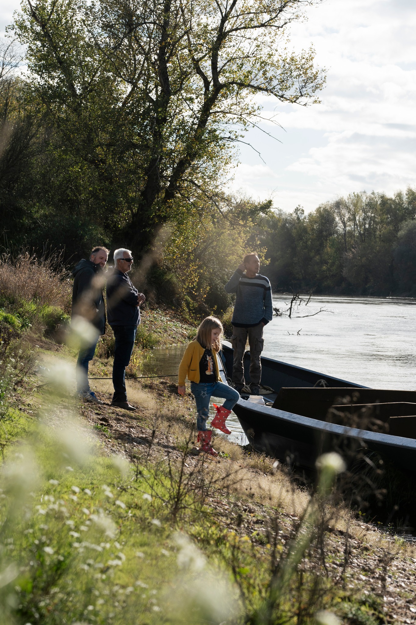 Un de ces moments magiques sur les bords de Loire.
La lumiĂšre de l'automne, le murmure de l'eau et la sĂ©rĂ©nitĂ© des lieux... đ
đ· Nos coeurs voyageurs
#Loireenvie #Automne #Loire #Bourgogne