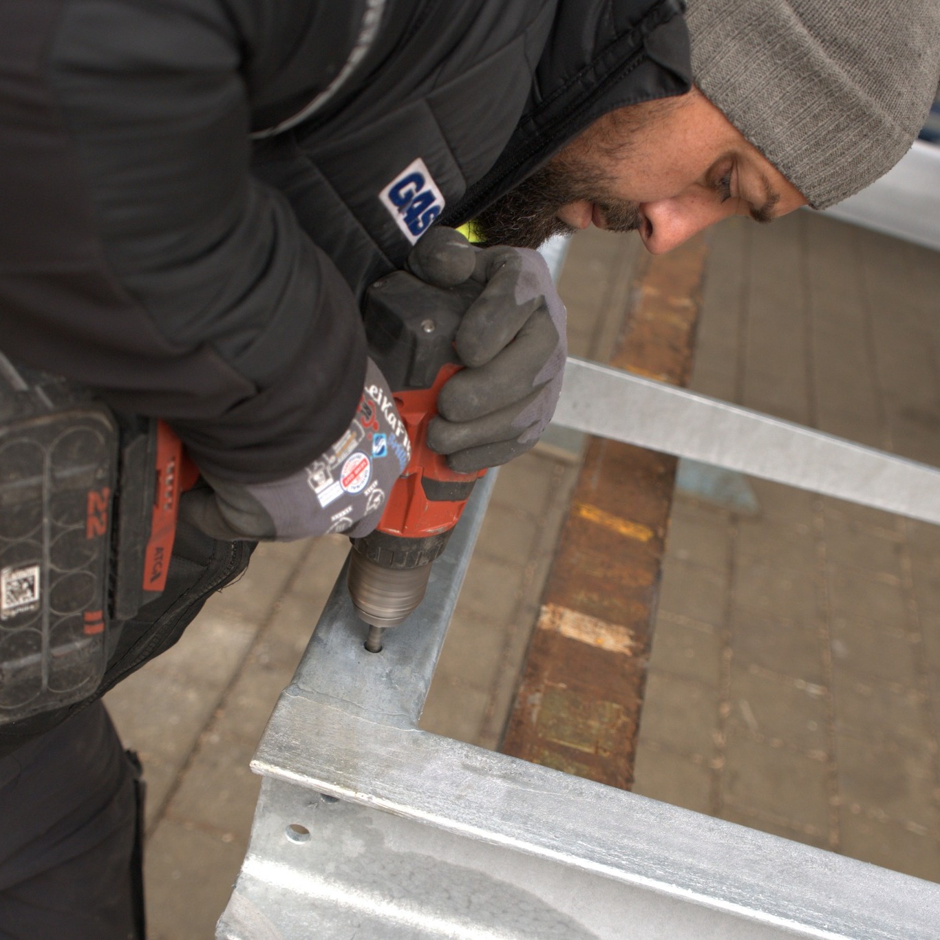 Etage für Etage Qualität.
Unsere Balkone bringen nicht nur Fläche – sondern echte Wertigkeit ans Gebäude.
#teamgast #balkon #produktion