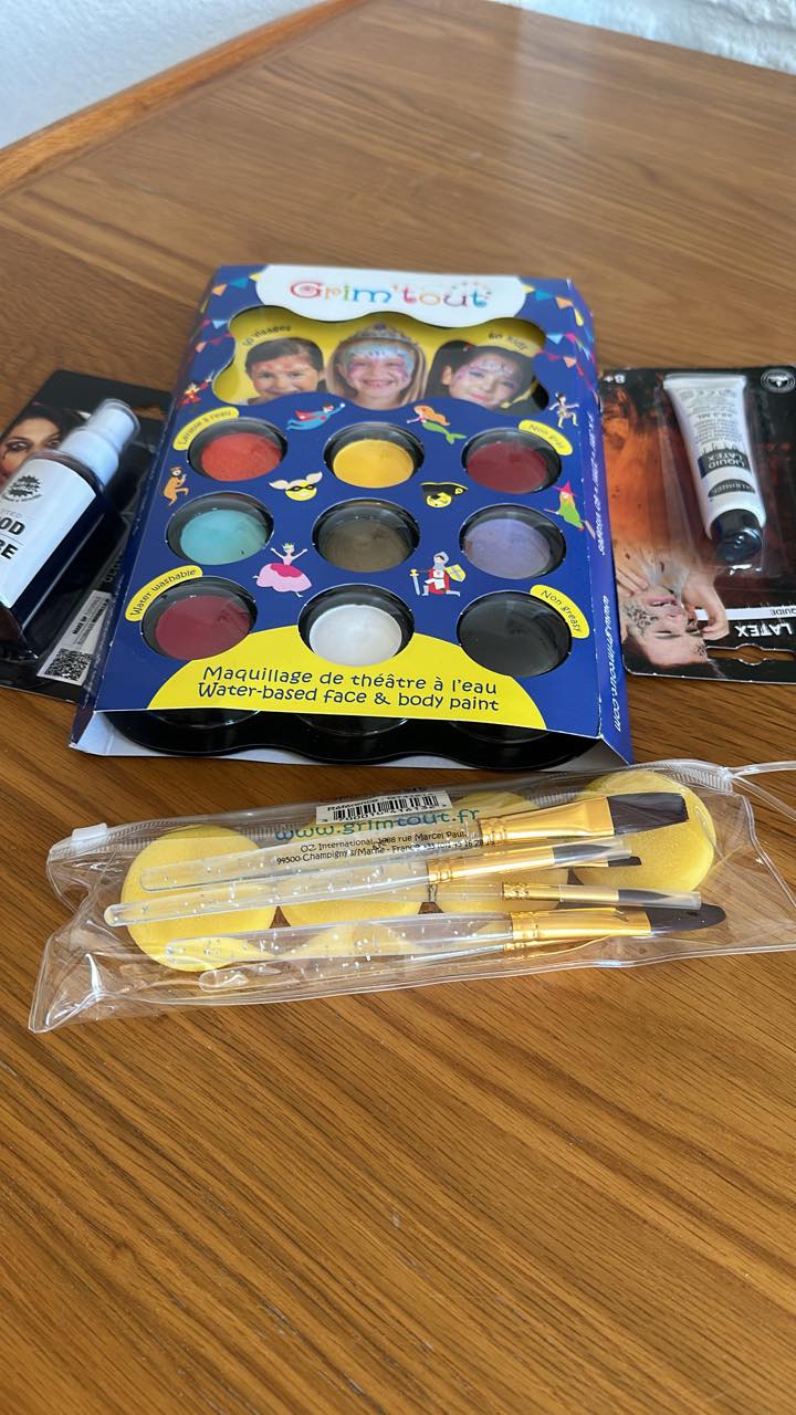 Le 31 octobre, on vous maquille gratuitement pour Halloween ! 🎃👻
Passez au cabinet quand vous voulez, sans rendez-vous