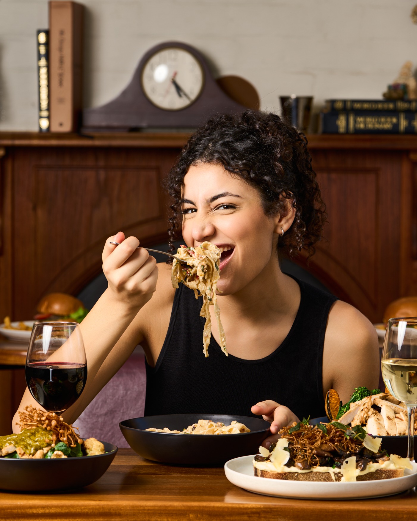 Who doesn’t love a long weekend? Especially when the sun’s out and the temps are sitting pretty in the 20s and 30s. 🌻
Before you get started on those DIY tasks around the home, pay us a visit – and yes, we’re open Monday for Labour Day too.
Round up the gang and swing by – good vibes always* ✨ guaranteed ✨ .
* No conditions, we definitely mean always!
#WhatsOnSydney #SydneyFoodies #SydneyEats