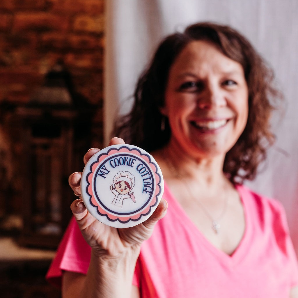 đŞâ¨ Hey Cookie Friends! â¨đŞ
If youâve ever ordered cookies, attended a decorating class, or grabbed one of my DIY kits â Iâd love your help! đ
Leaving a quick GOOGLE REVIEW helps other people discover My Cookie Cottage and supports my small business more than you know. đ¸
It only takes a minute â just click the link below, share your favorite cookie memory, and hit âPost.â
đ https://g.page/r/CT3vcxpgk6XdEBM/review
Thank you for being part of my cookie journey â your kind words truly make my day (and help me keep baking sweet memories for others)! đ
#MyCookieCottage #SupportSmallBusiness