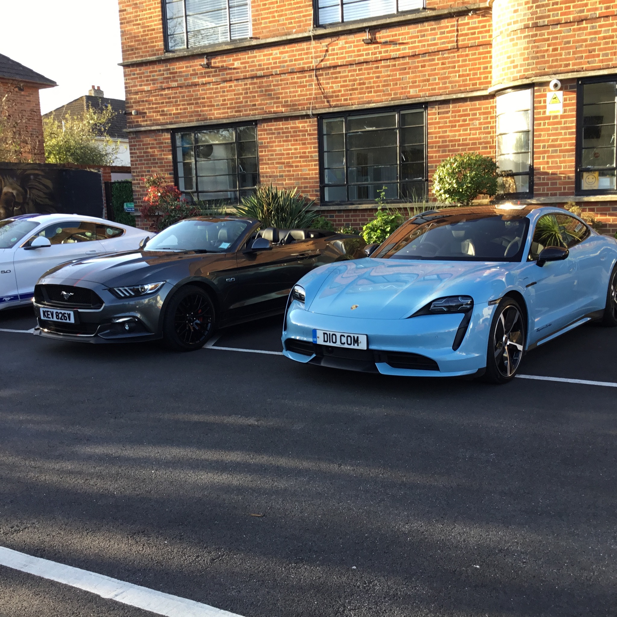 Our 2025 Car Show has begun! The sun is shining down on what will no doubt be a great day of fast cars and prizes to be won! So come on down to The Lion Works School and take a ride in your dream car. It'll jump start your Sunday! 🚗