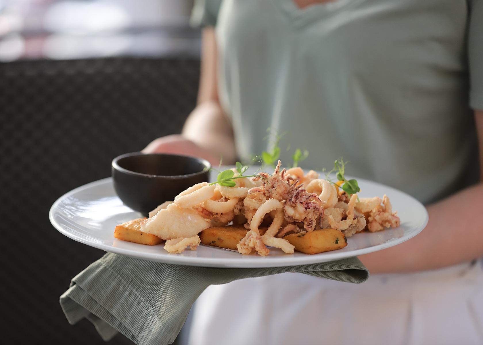 Our Fritto Misto is taking its final bow - this is your last chance to try it before our summer menu closes.
Tender calamari and red mullet dance with crispy Sicilian panelle, while olive tapenade and lime & ginger mayo wait patiently on the sidelines. Don't miss out - reserve your table now.
#PalazzoParisio #PalaceLife #visitpalazzoparisio #palazzoparisionaxxar #palazzoparisiomalta #visitthepalace