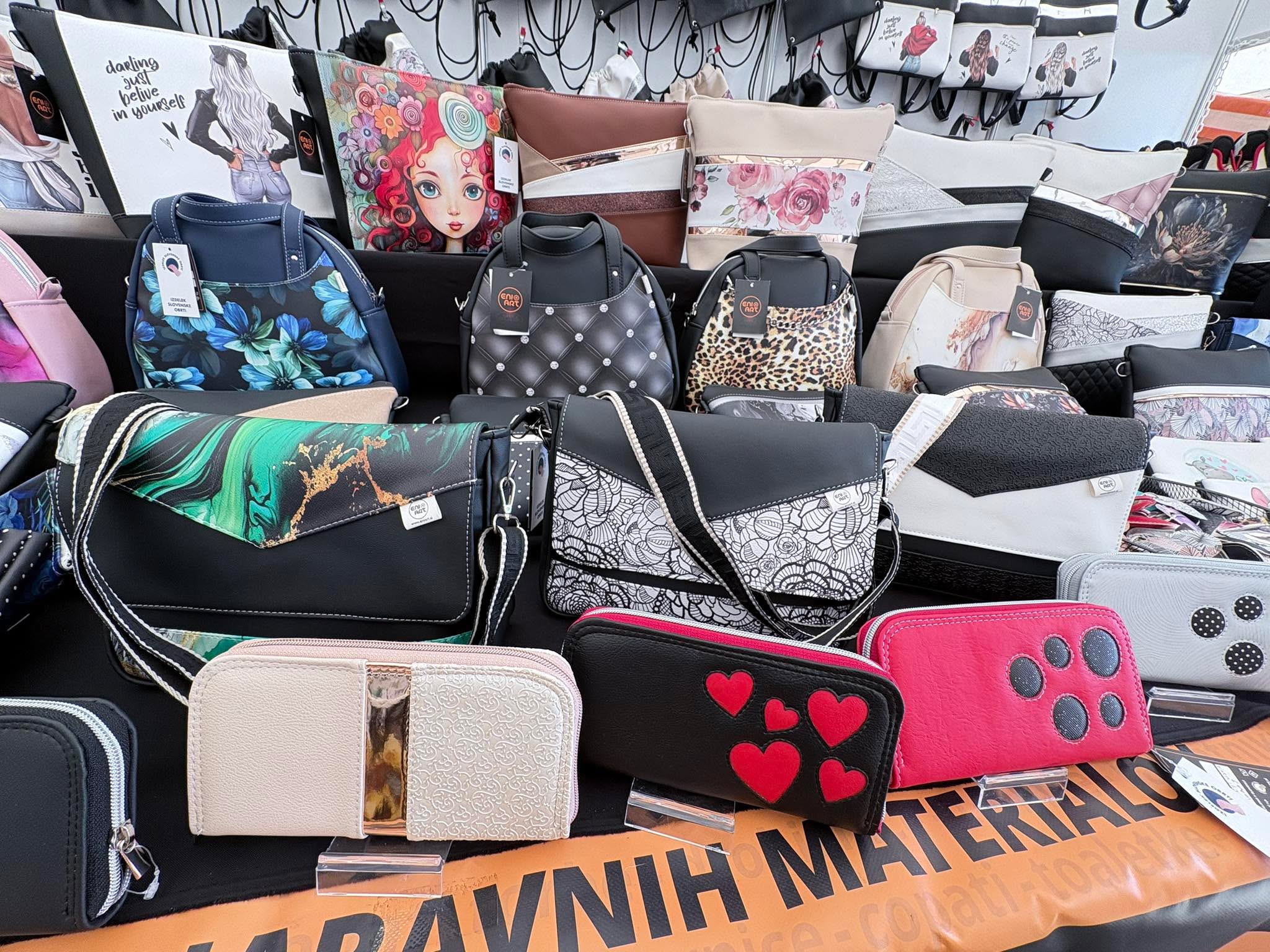 ŠE DANES 5.10.25 SEJEM KOMENDA
🌂NE GLEDE NA VREME MI SE NE DAMO ❗️
Se vidimo 😉