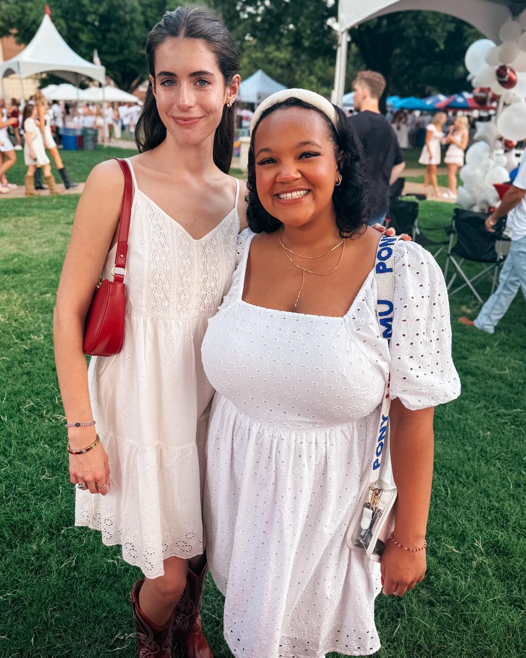 🏈 Come join us on the boulevard this Saturday 12-2pm! We’ll have food & drinks! Parents and students welcome!