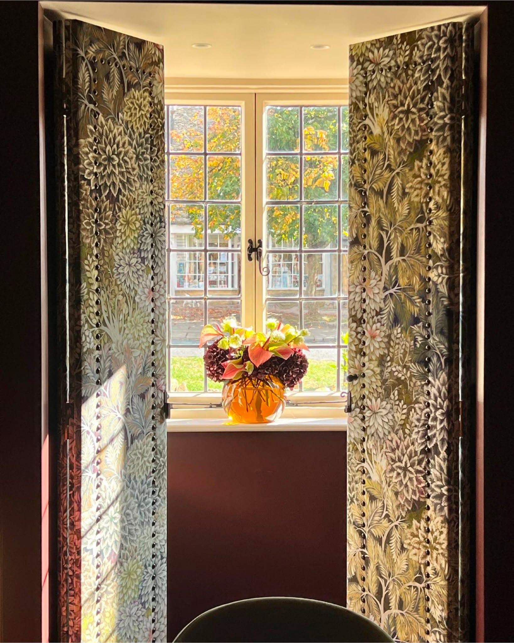 Celebrate the season in style with a private dining experience at House of George ✨🍽️ Enjoy exquisite dishes in an intimate, elegant setting 🌿🥂
Book your exclusive table today and make it a meal to remember 💛📞
#HouseOfGeorgeWDavies #StayAtHouseOfGeorgeWDavies #GeorgeWDavies #ModaBroadway