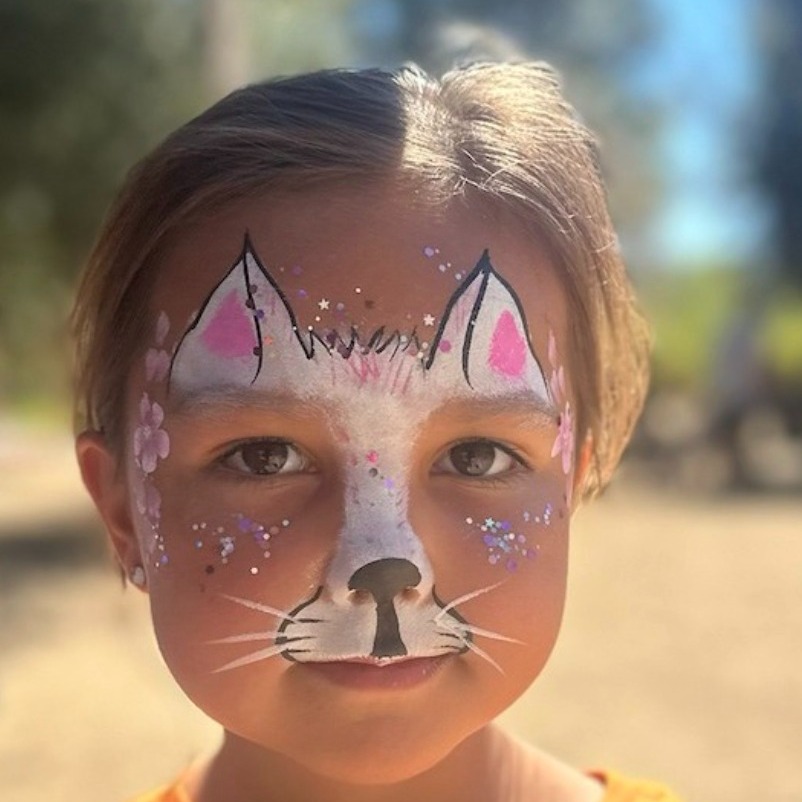 Ms Gaby's Facepainting offers professional face painting on Saturdays and Sundays. We love seeing all the happy kids running around the farm with her designs.
#sandiegopumpkinfarm #sandiegofarming #julianupickfarm #visitsandiego #santaysabel #sandiegopumpkinpatch #sandiegoagricutlure #californaagritourism #sandiegofarm #sandiegoagritourism #SanDiegoEvents #sandiegomountains #JulianFarmAndOrchard #sandiegowithkids #sandiegokids #sandiegoactivities #sandiegocounty #visitjulian #familyfriendly #juliancalifornia #wynolacalifornia