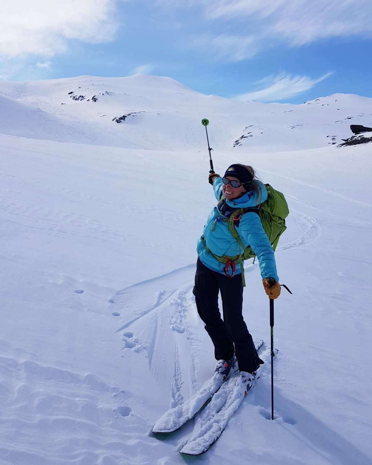 När berget kallar och hjärtat svarar. 🤍
2017 arrangerade vi vårt första topptursevent till Riksgränsen för women only. Vi ser fram emot att dela fler äventyr tillsammans i april 2026. 🤍 #systraribergen #riksgränsen