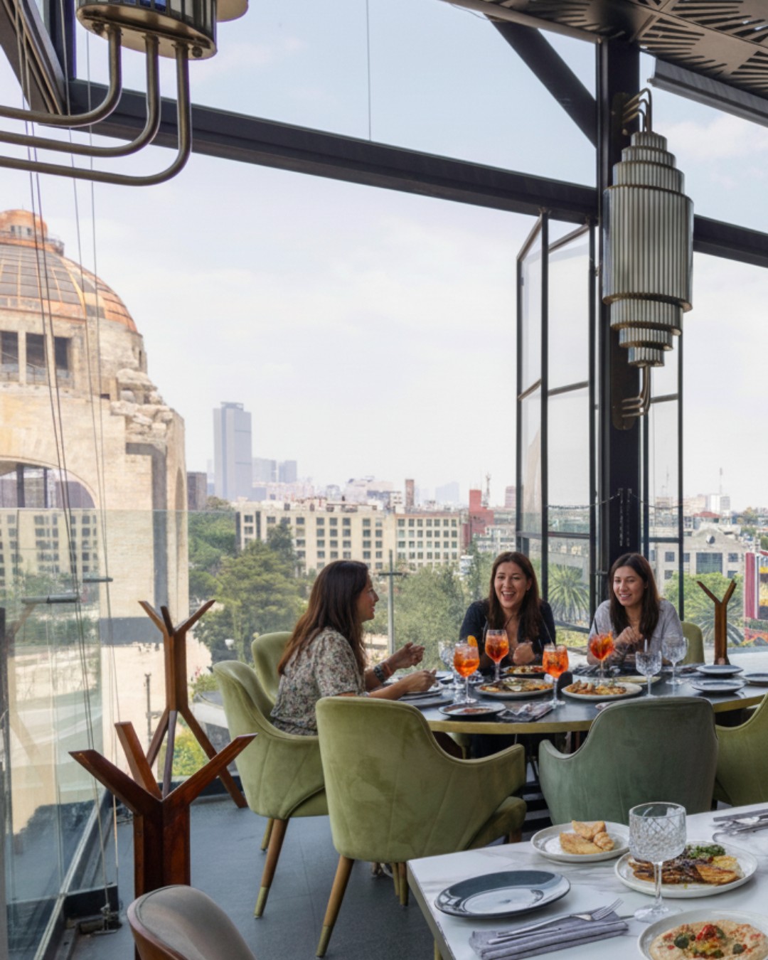 📍Av de la República 157 Piso 7
📞Reservaciones al: 55 5705 5034 o en https://www.arangorestaurante.com/reservations