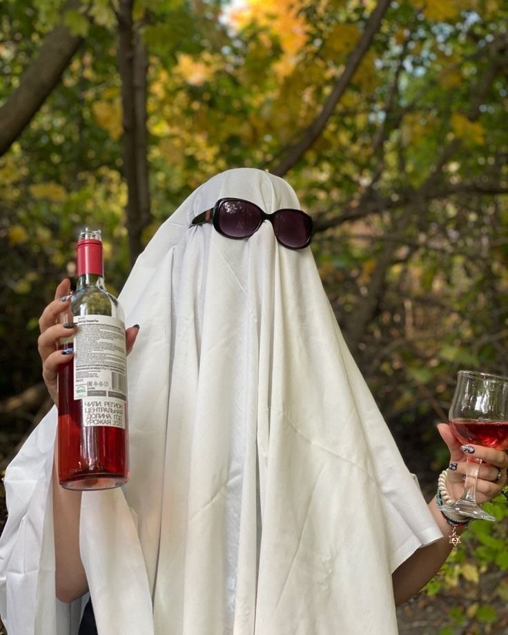 🎃👻 Happy Halloween from Blind Tiger Events! 👻🎃
We’re back at one of our favourite events of the year with a customer who ALWAYS rebooks with us – we love you! 💛 Get ready… you’re about to be spammed with post-Halloween spooky cocktail content for at least a week! 🍹🕸️