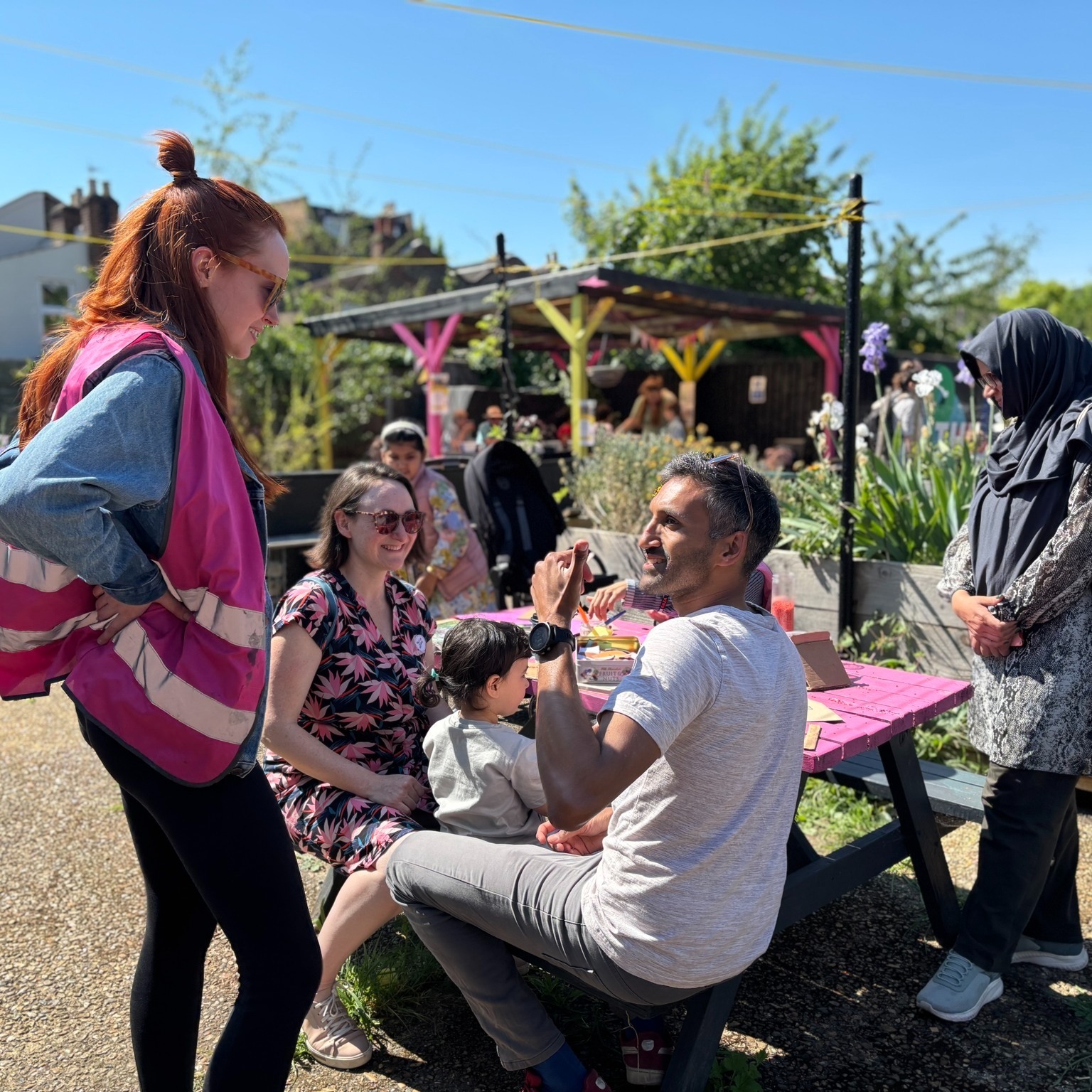 Another shout-out to One Newham/Sustainable Newham, Cory Group & NLAFA who've funded our FUN activities this year. We played tug of war, built structures, printed with plants, painted with spice dyes, sculpted creatures...
Missed out? FUN is back at our Autumntide event in 2w!