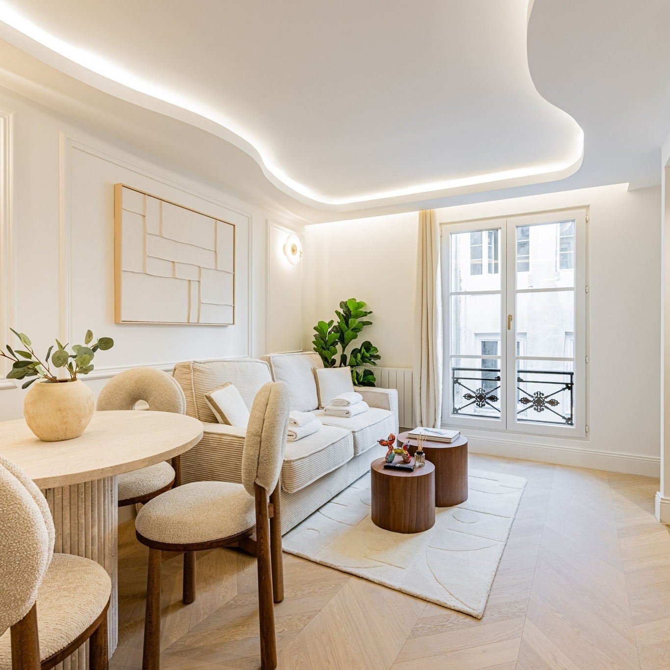 ✨ New at Even Gestion! ✨
We are pleased to present an entire building of 8 renovated apartments, now available in the 5th arrondissement of Paris!
📍 An ideal location: in the heart of the capital, just steps from iconic monuments, shops, and major tourist attractions.
🏡 Accommodation for everyone: whether you're traveling as a couple, with friends, or family, our apartments can accommodate 2, 4, or 6 people.
❄️ Guaranteed comfort in all seasons: perfectly equipped and equipped with modern heating, our apartments ensure a cozy stay, even in the middle of the Parisian winter.
🛋️ Quality, comfort, and simplicity: each apartment offers everything you need to fully enjoy your stay with Even Gestion.
Check the link in our bio and book your Parisian stay.
➡️ Paris awaits... all that's left is to unpack your suitcases!
✨ Nouveauté chez Even Gestion ! ✨
Nous avons le plaisir de vous présenter un immeuble entier de 8 appartements rénovés, désormais disponibles dans le 5ᵉ arrondissement de Paris!
📍 Un emplacement idéal : au cœur de la capitale, à quelques pas seulement des monuments emblématiques, des commerces et des plus grandes attractions touristiques.
🏡 Des logements pour tous : que vous voyagiez en couple, entre amis ou en famille, nos appartements peuvent accueillir 2, 4 ou 6 personnes.
❄️ Un confort garanti en toute saison : parfaitement équipés et dotés de chauffage moderne, nos appartements vous assurent un séjour douillet, même en plein hiver parisien.
🛋️ Qualité, confort& simplicité : chaque appartement offre tout le nécessaire pour que vous profitiez pleinement de votre séjour avec Even Gestion.
➡️ Paris vous attend… il ne reste plus qu’à poser vos valises !
Consultez le lien dans notre bio et réservez votre séjour parisien.
#evengestion #parisianrental #Location #vacancesparis #tourisme