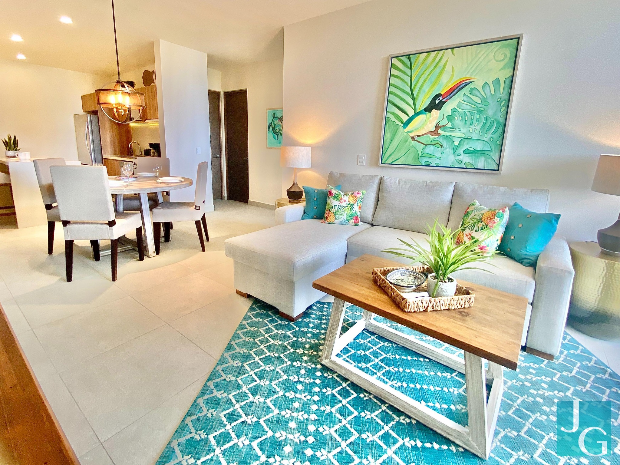 Coastal vibes meet jungle serenity in this beautiful Akumal residence. 🦚🌺🌿
Inspired by the pristine beaches and the surrounding jungle, this two-bedroom home features a palette of teals and oceanic blues, complemented by toucan-inspired art and layered textures. The rooftop patio offers sweeping skyline views, a hot tub, and a perfect space for al fresco dining.
➡️ Discover how we brought oceanic inspirations to life in this coastal sanctuary.
🌐 Enjoy the entire project here:
https://www.jamesgreyinteriors.com/portfolio/caribbean/santamar/oceanic-inspirations-casual-coastal-vibes
#JamesGreyInteriors #CuratedCaribbeanElegance #CoastalDesign #JungleViews #InteriorDesign