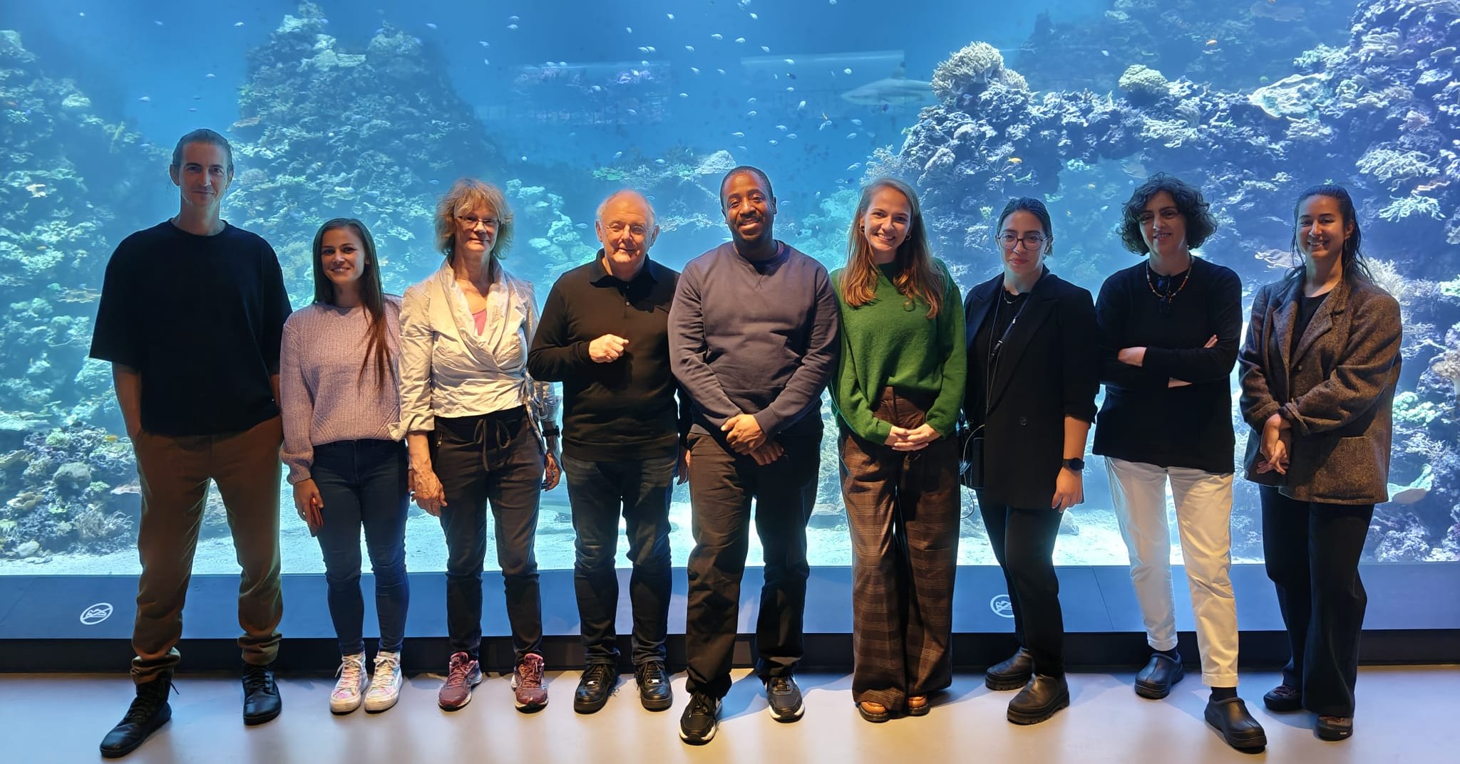 🌊 Art meets science on shifting waterfront shores!
This week, artists, researchers, and changemakers from across Europe gather in Gothenburg to explore how creativity can respond to rising tides, eco-anxiety, and urban transformation. Over the next few days, we’ll co-design new narratives of resilience, visit inspiring cultural and environmental spaces, and dive into dialogue on art, science, and community.
Stay tuned as we share daily highlights from the sessions — beginning today with the first encounters of our journey! 💙
#WATERFRONTS #EuropeanGreenDeal #waterinitiative #euwater #EcoAnxiety #ArtForClimate #BlueGrowth #EUClimatePolicy #sweden #greece #croatia #CreativeEurope #ClimateSolutions #Innovation #ClimateAction #artivism #sustainabilityart #sdgs #agenda2030 #watersustainability #culture #heritage #EcoAnxiety #CommunityResilience #ArtForChange #MentalHealth