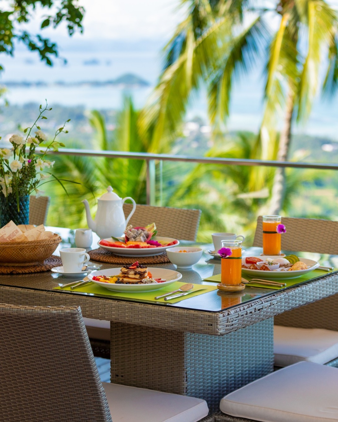 From slow breakfasts overlooking the sea to late-night conversations under the stars, Lime Samui is where memories are made ☀️
#LimeSamui #VillaZest #LuxuryRetreat #Samui #Travel2025 #KohSamui #Thailand #SamuiVilla #LuxuryTravel #TravelThailand #RediscoverSamui